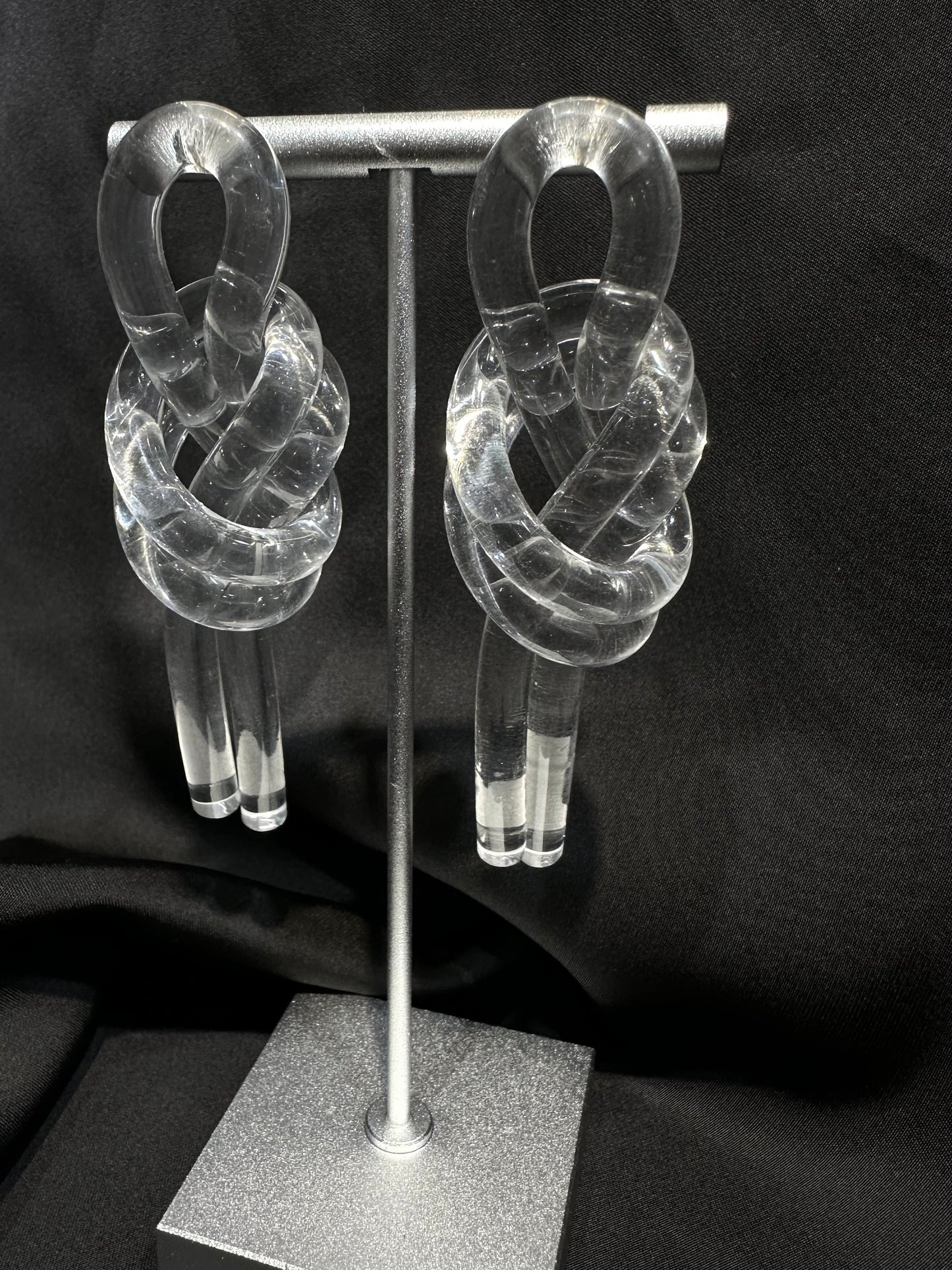 ACRYLIC ROPE KNOT EARRINGS