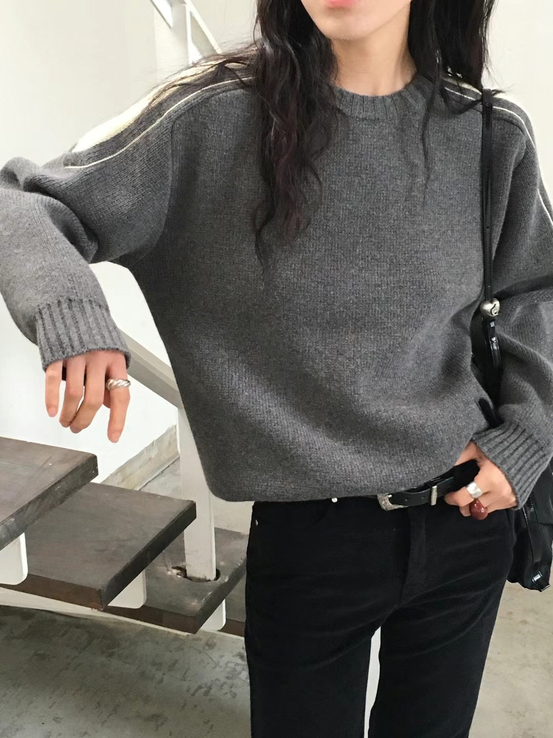 FINE WOOL KNIT