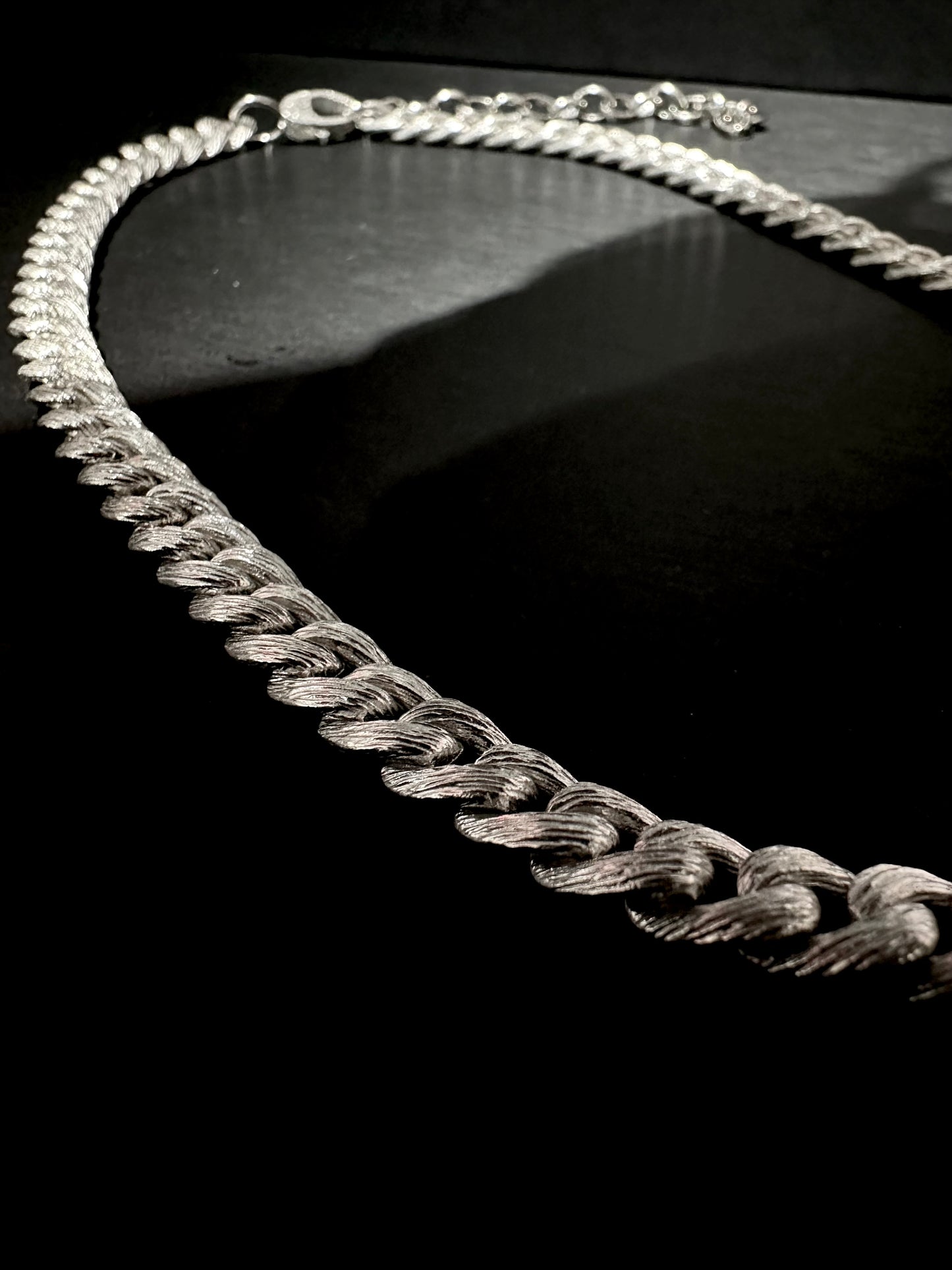 925 DETAILED PATTERN CHAIN NECKLACE