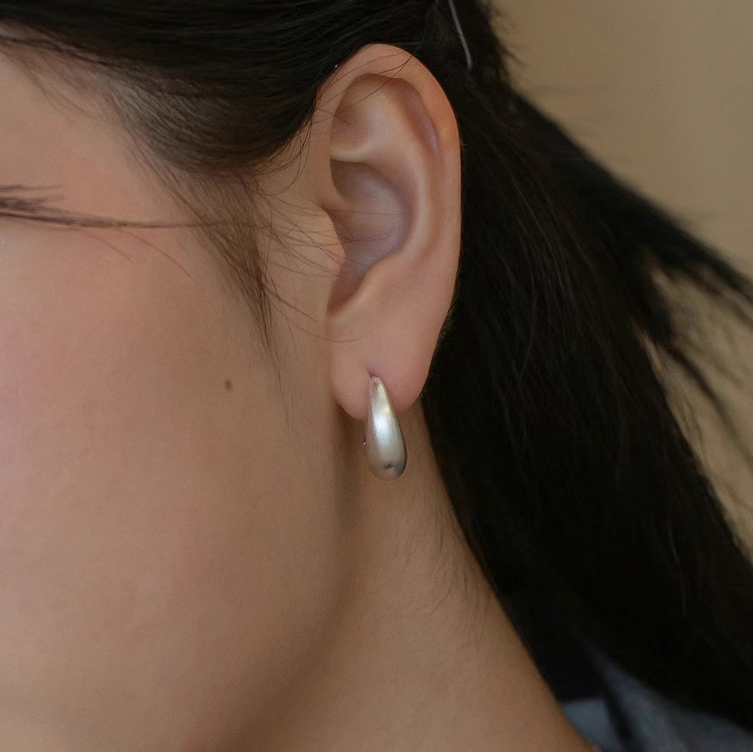 925 CASHEW LOCK EARRINGS