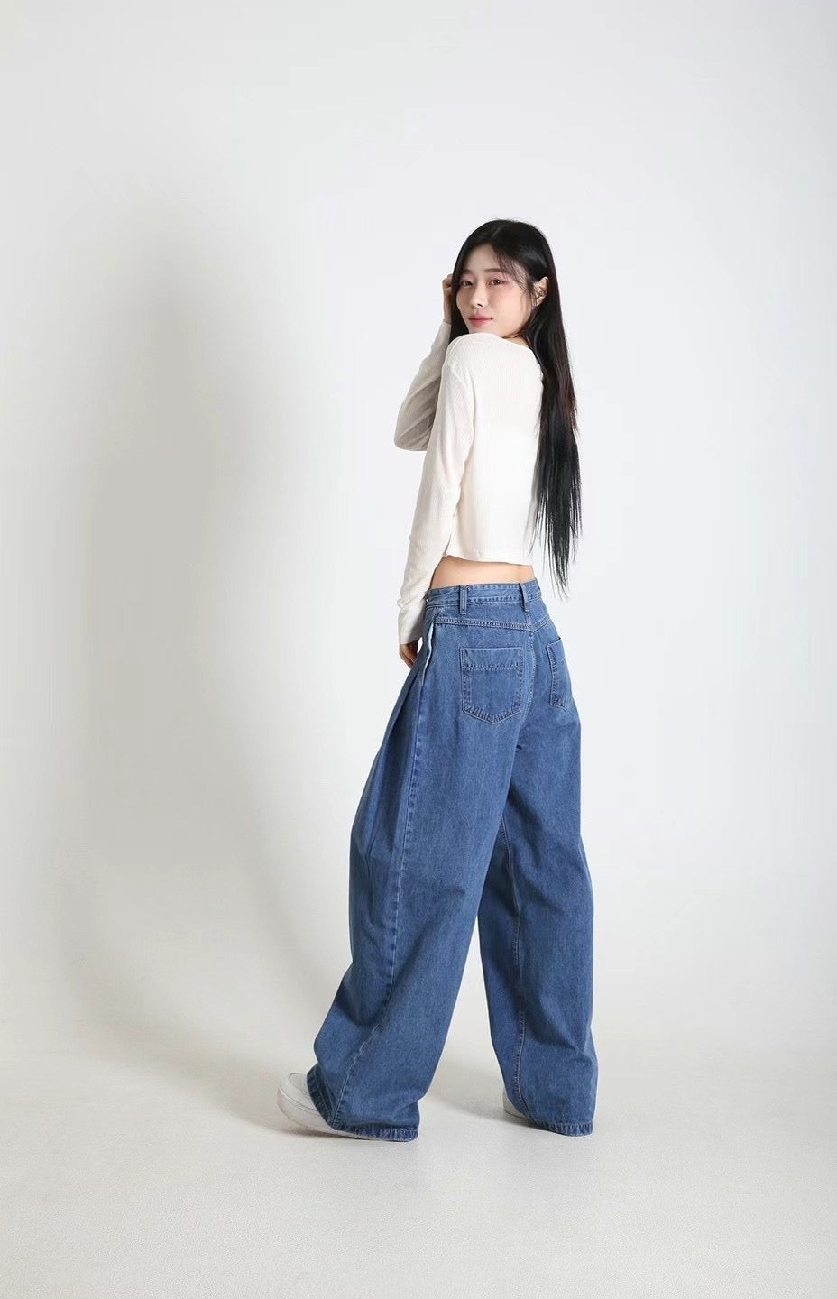 U NECK CROP TEE
