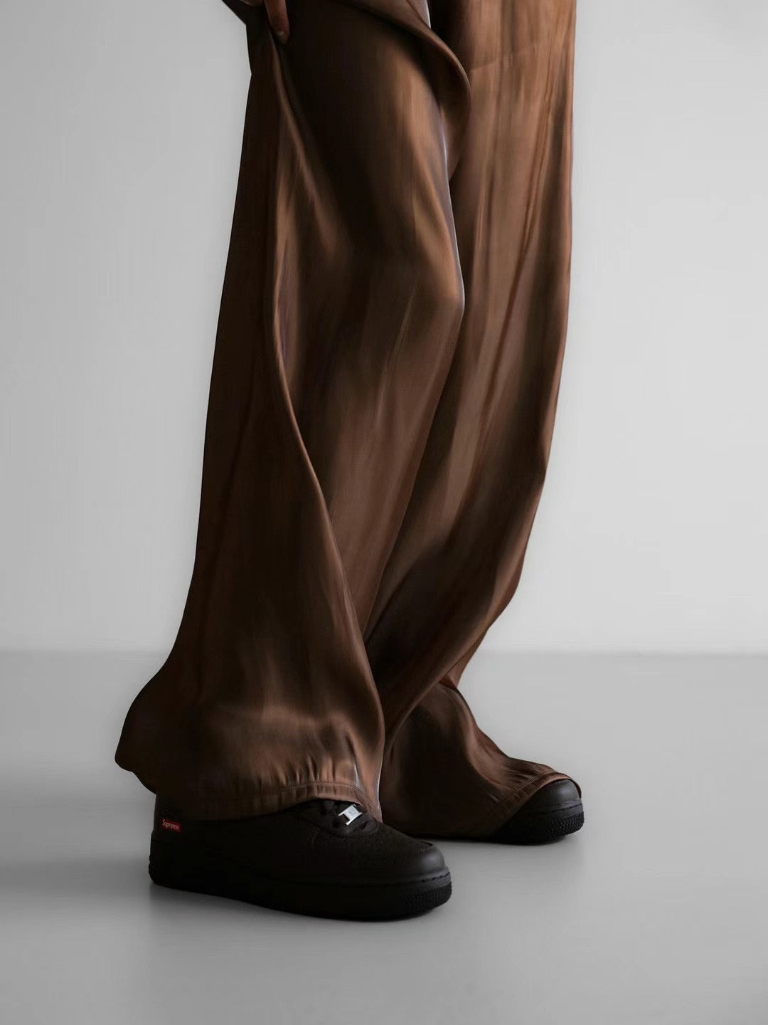 ELASTIC WAIST SATIN PANTS
