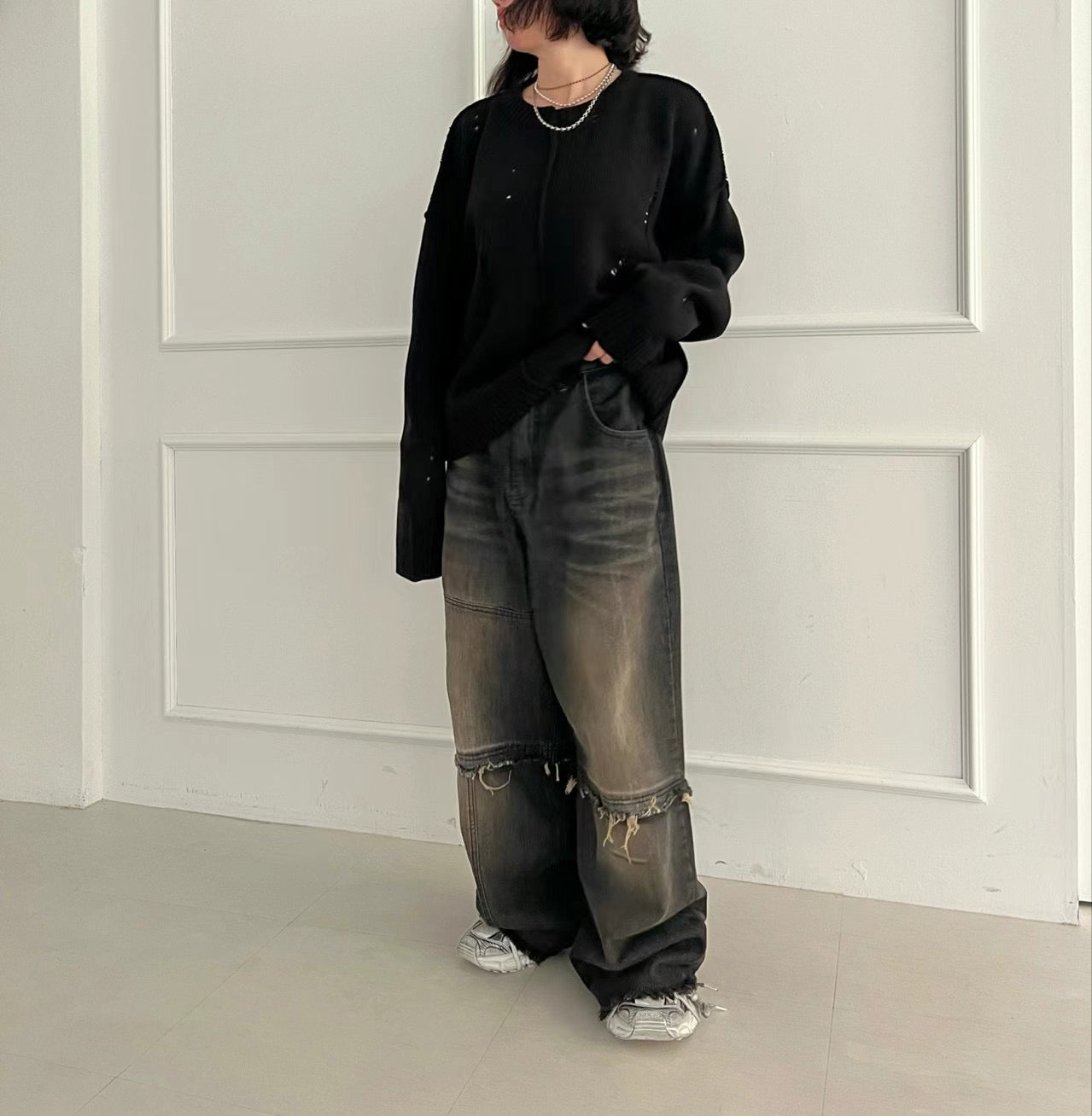 CENTRE SEAM DISTRESS KNIT