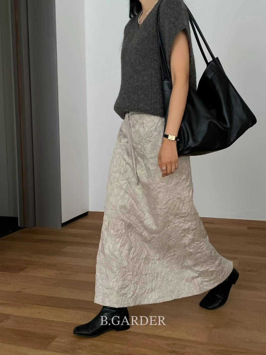 CRINKLE TEXTURED SKIRT