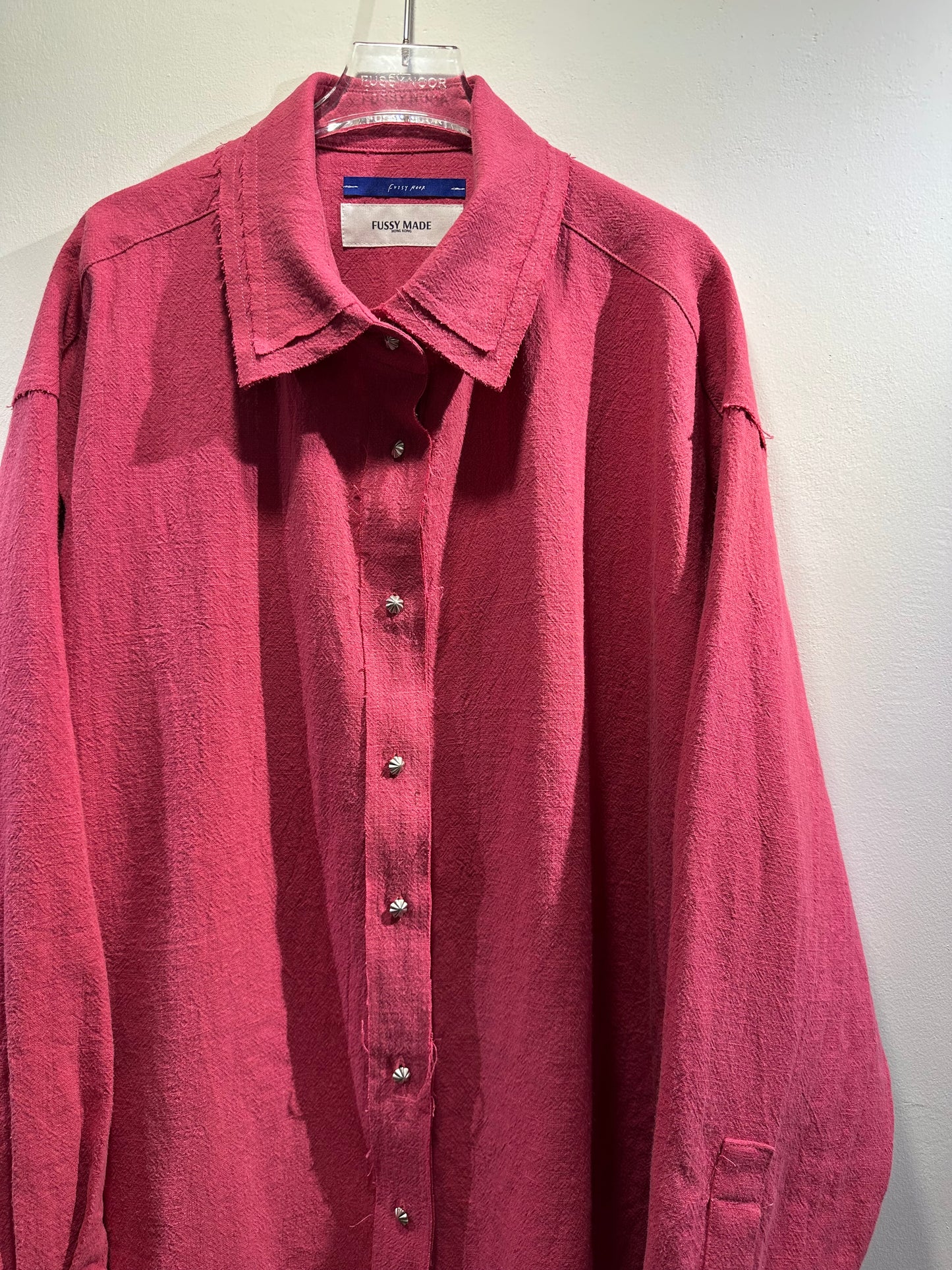 • FUSSY MADE • FRAYED EDGE PINK SHIRT