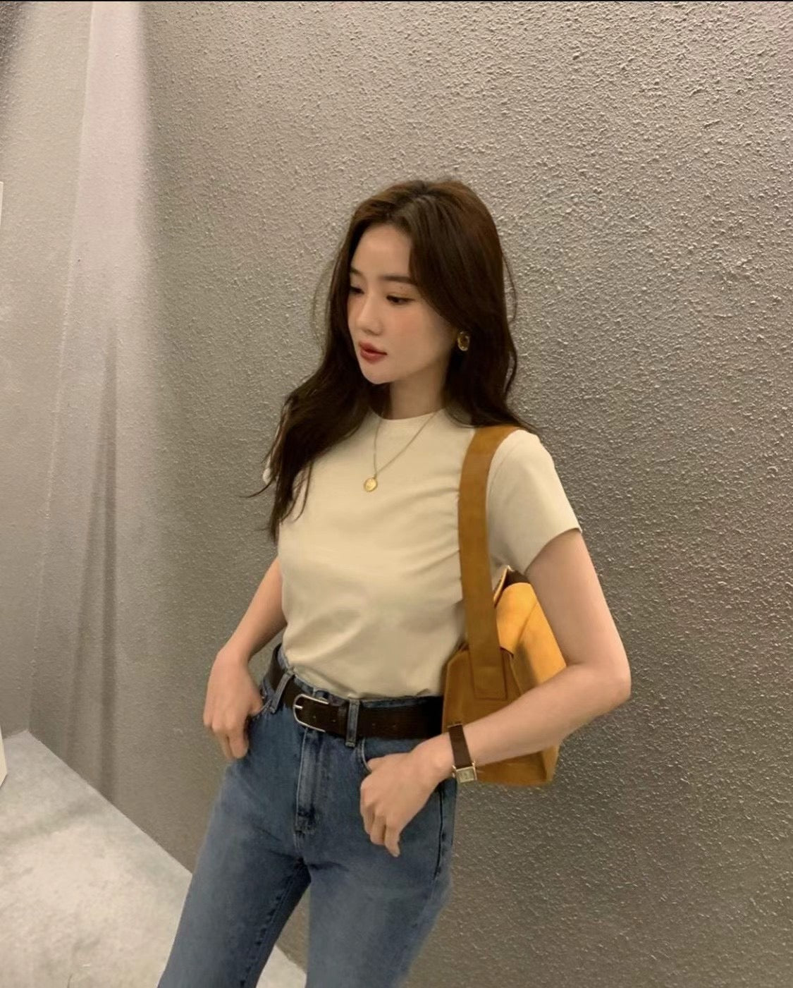 BASIC TEE - 4 COLOURS