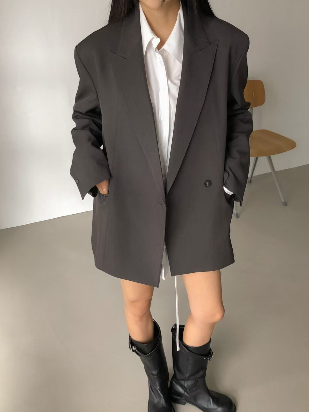 DOUBLE BREASTED STRUCTURED BLAZER