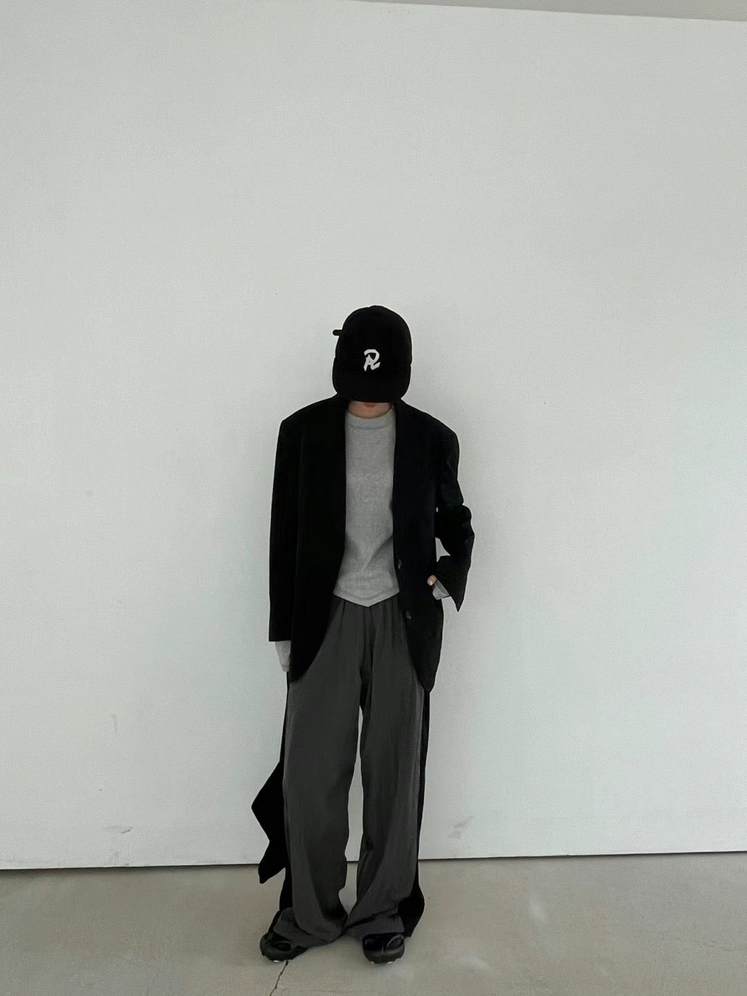 TRACK PANTS