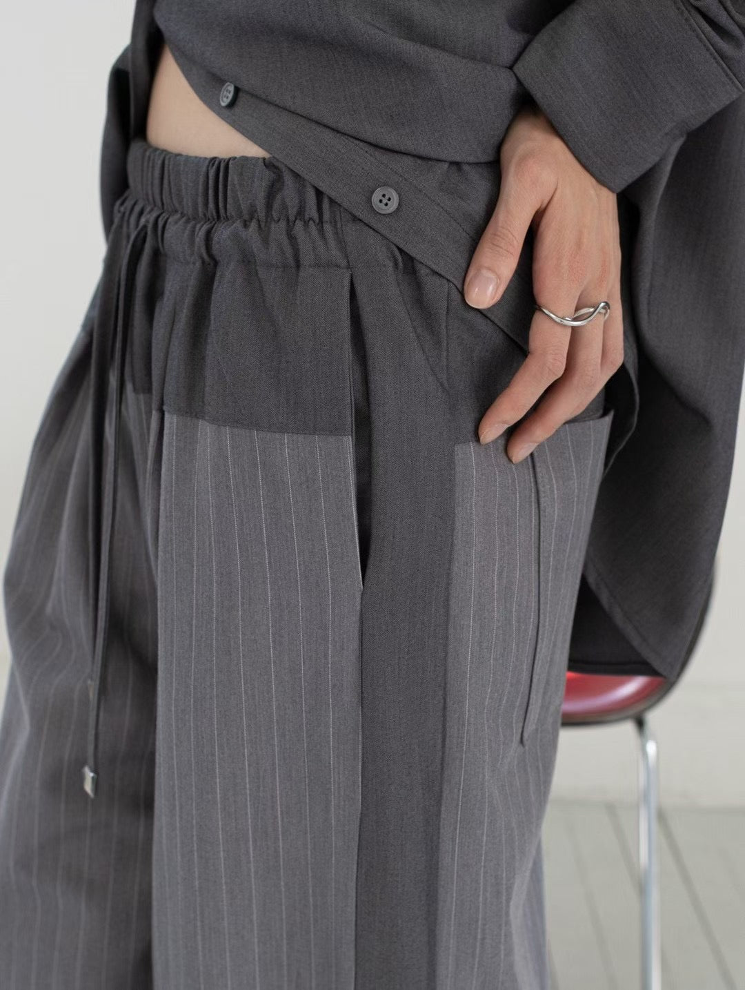 ELEGANT LOUNGE PINSTRIPES PANTS