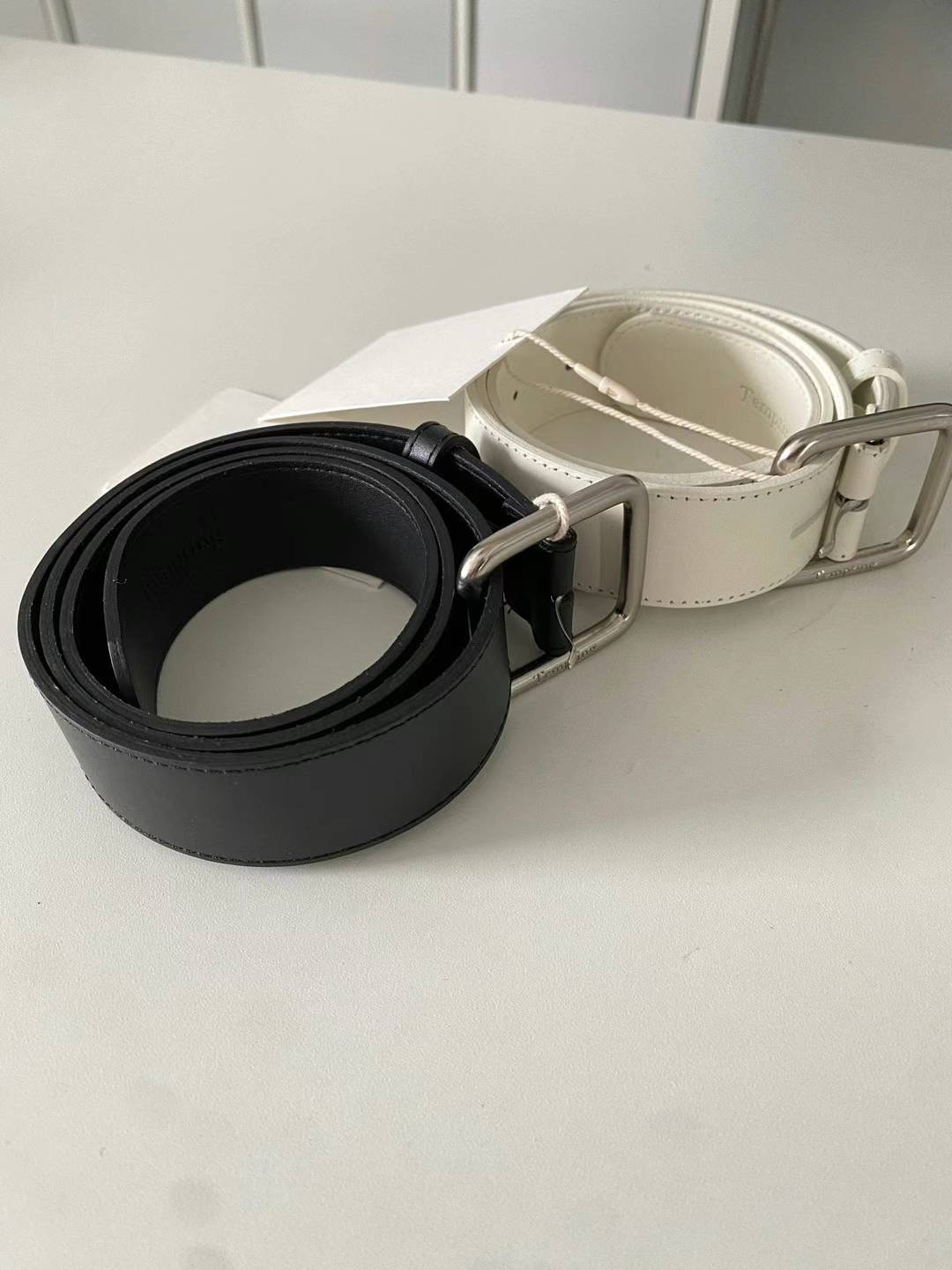 SQUARE BUCKLE LEATHER BELT