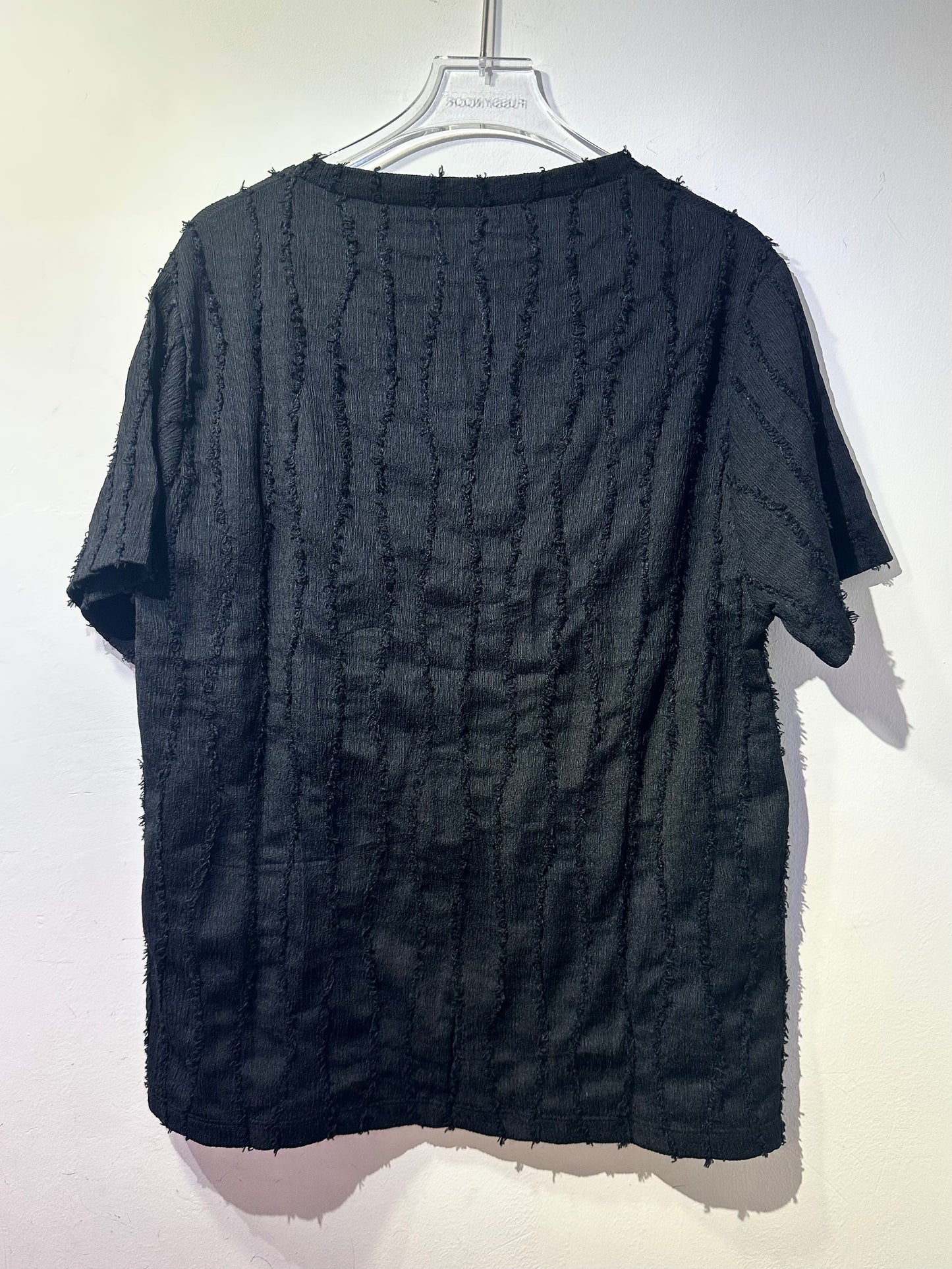 WAVY TEXTURED TOP