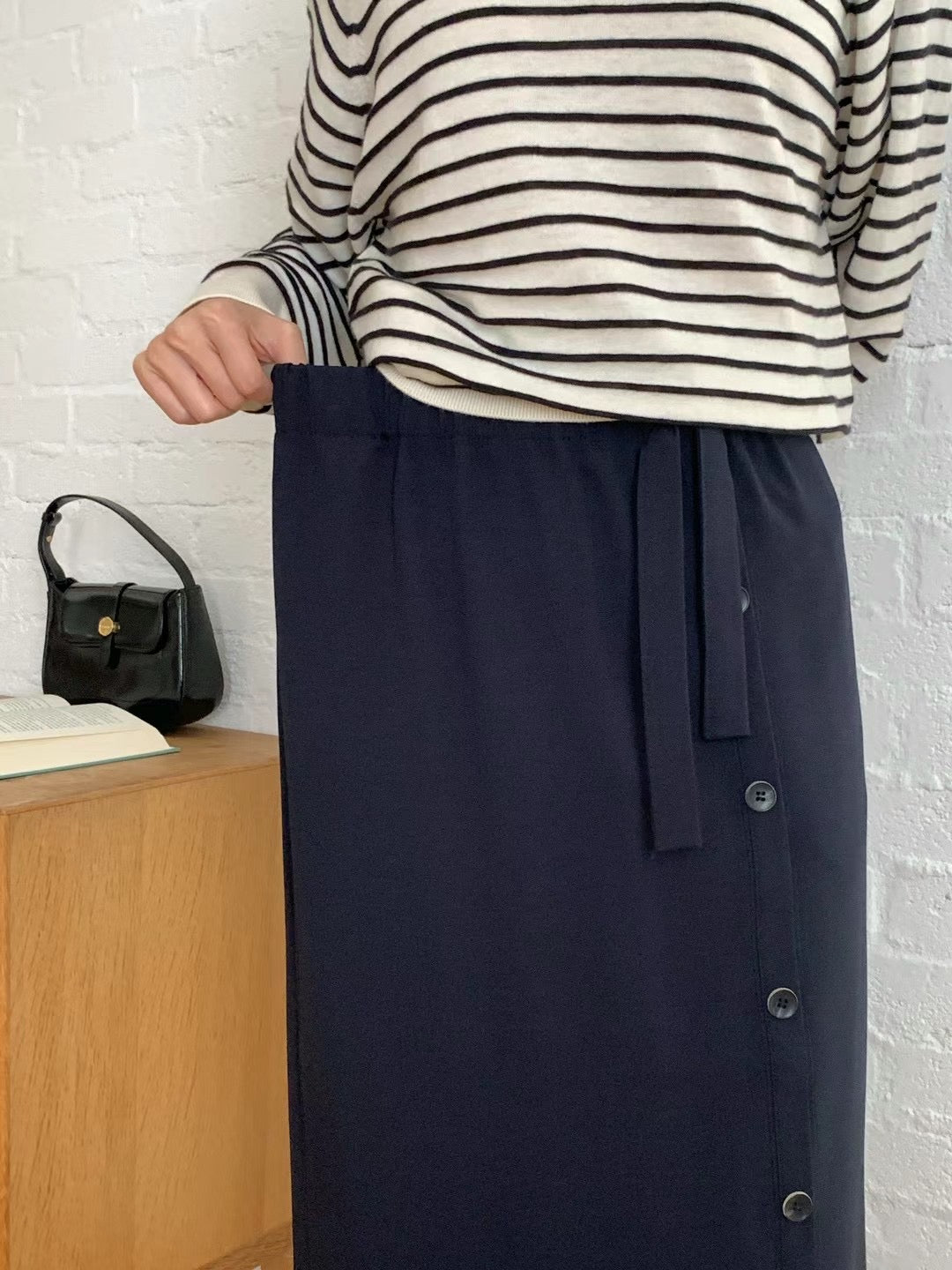 BUTTON SKIRT