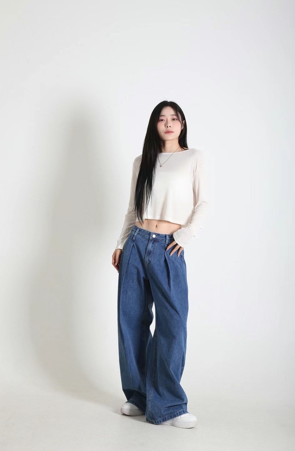 U NECK CROP TEE