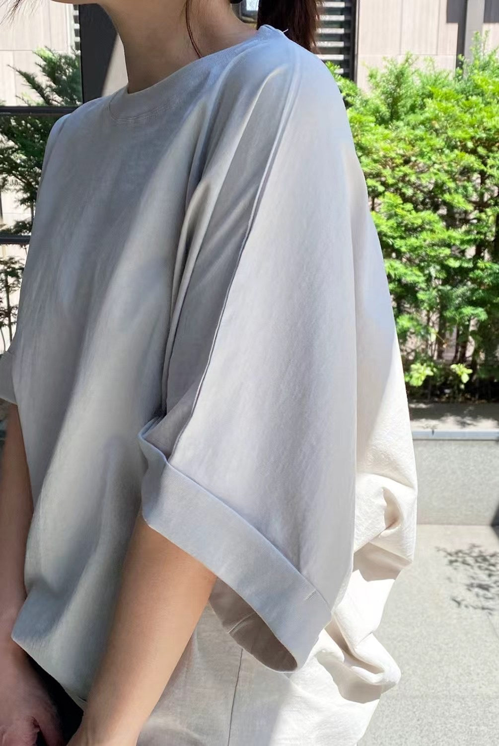 FLUTTER CUT DETAILED TOP