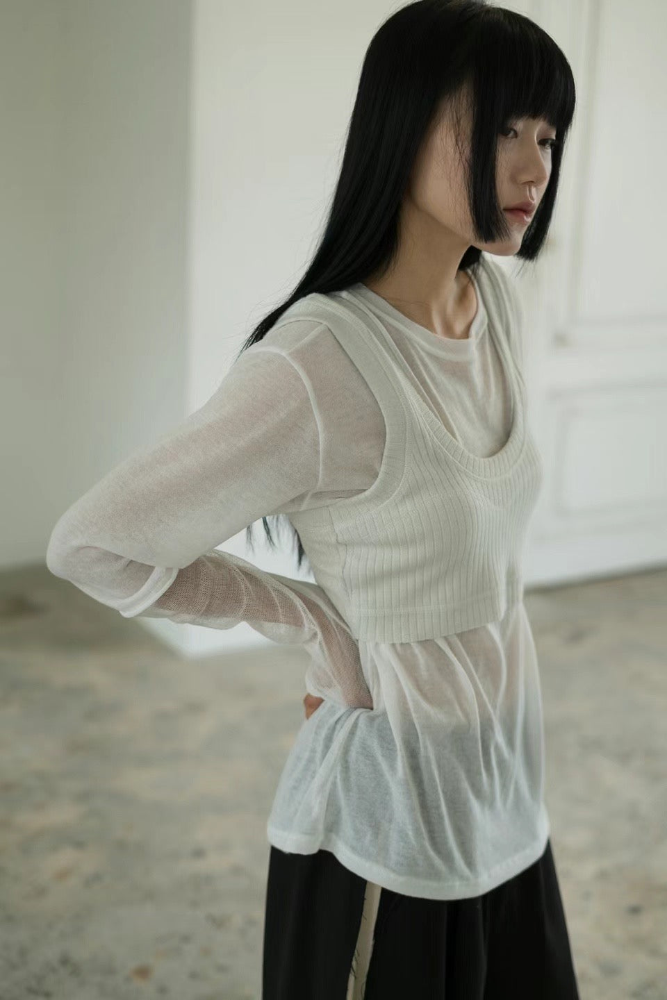 THIN DRAPED LONG SLEEVES TOP