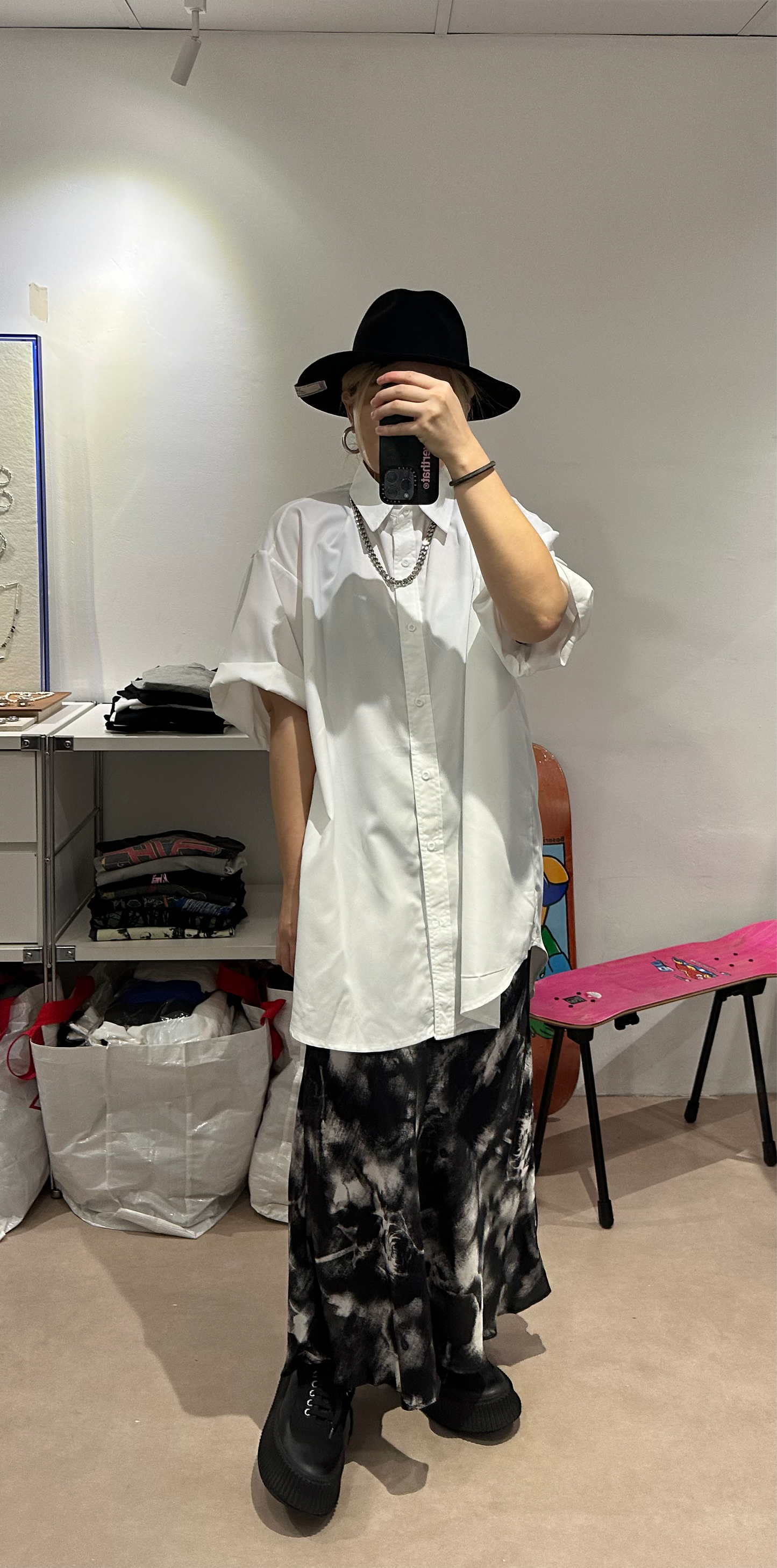 SHORT SLEEVES LONG WHITE SHIRT