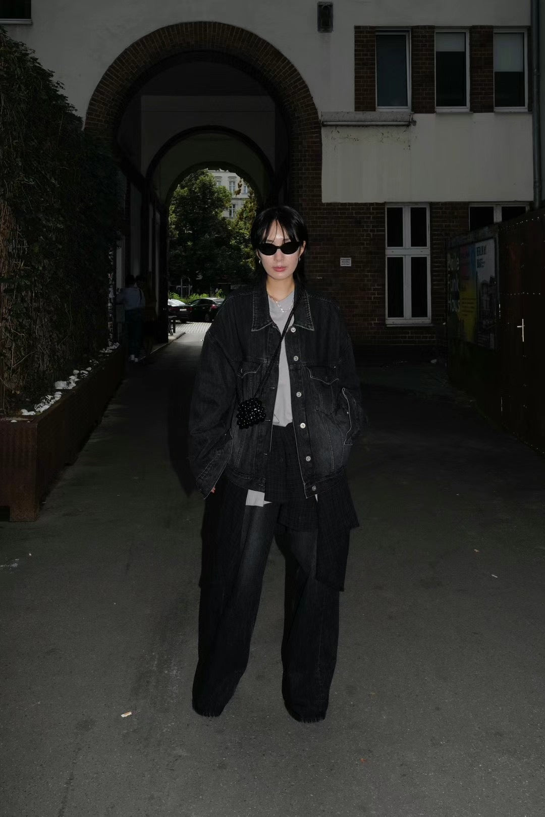 DARK WASHED DENIM JACKET