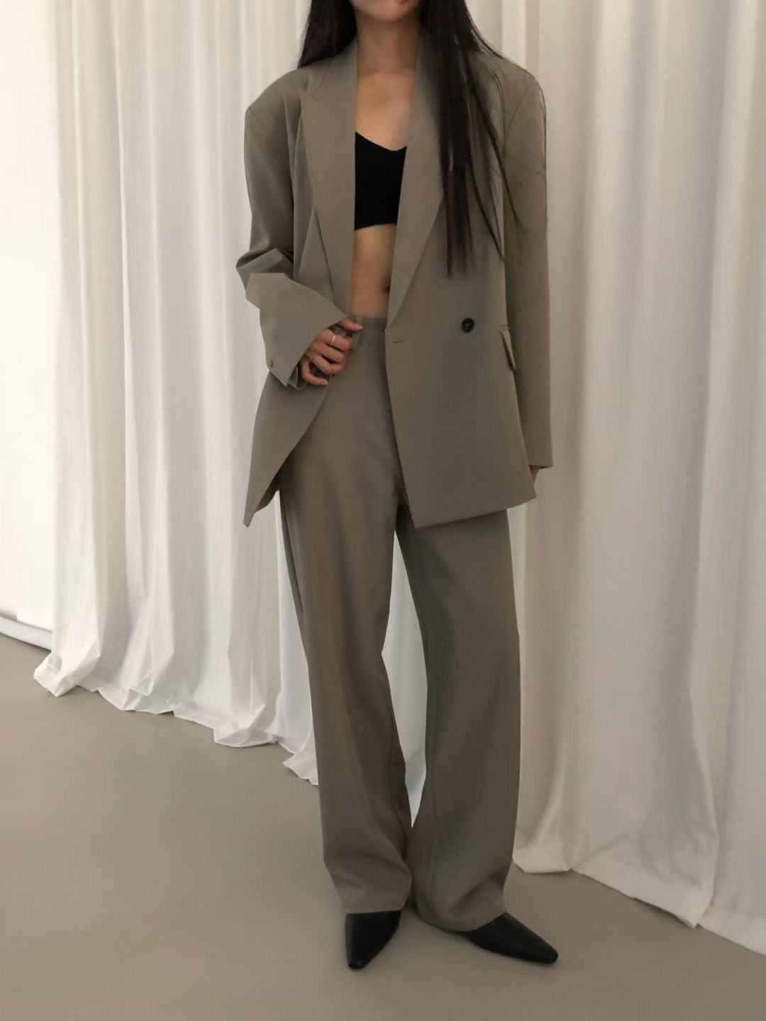 DOUBLE BREASTED STRUCTURED BLAZER