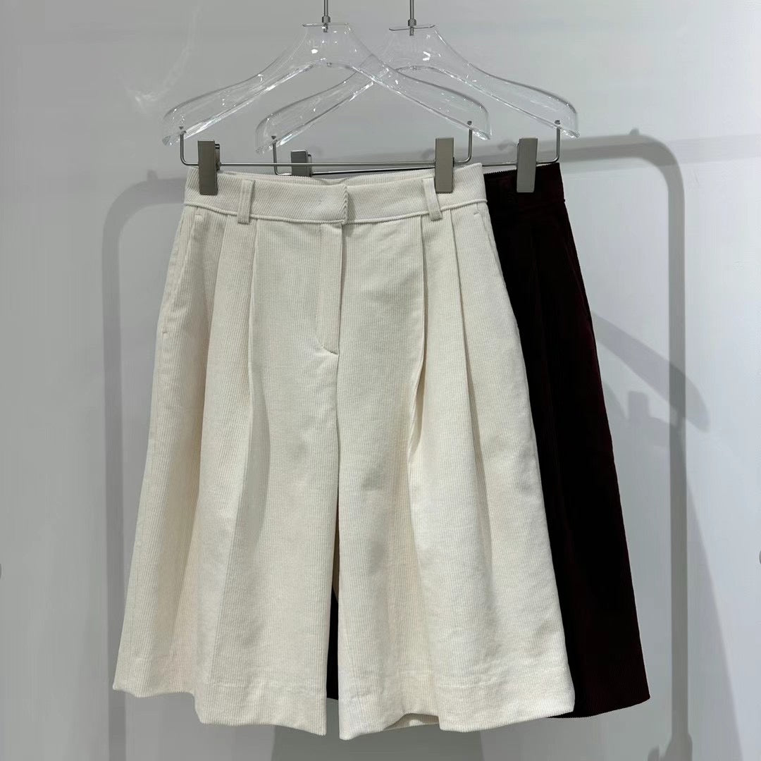 !!! EARLYBIRD - SPECIAL OFFER until Sunday!!! KNEE LENGHT CORDUROY SHORTS