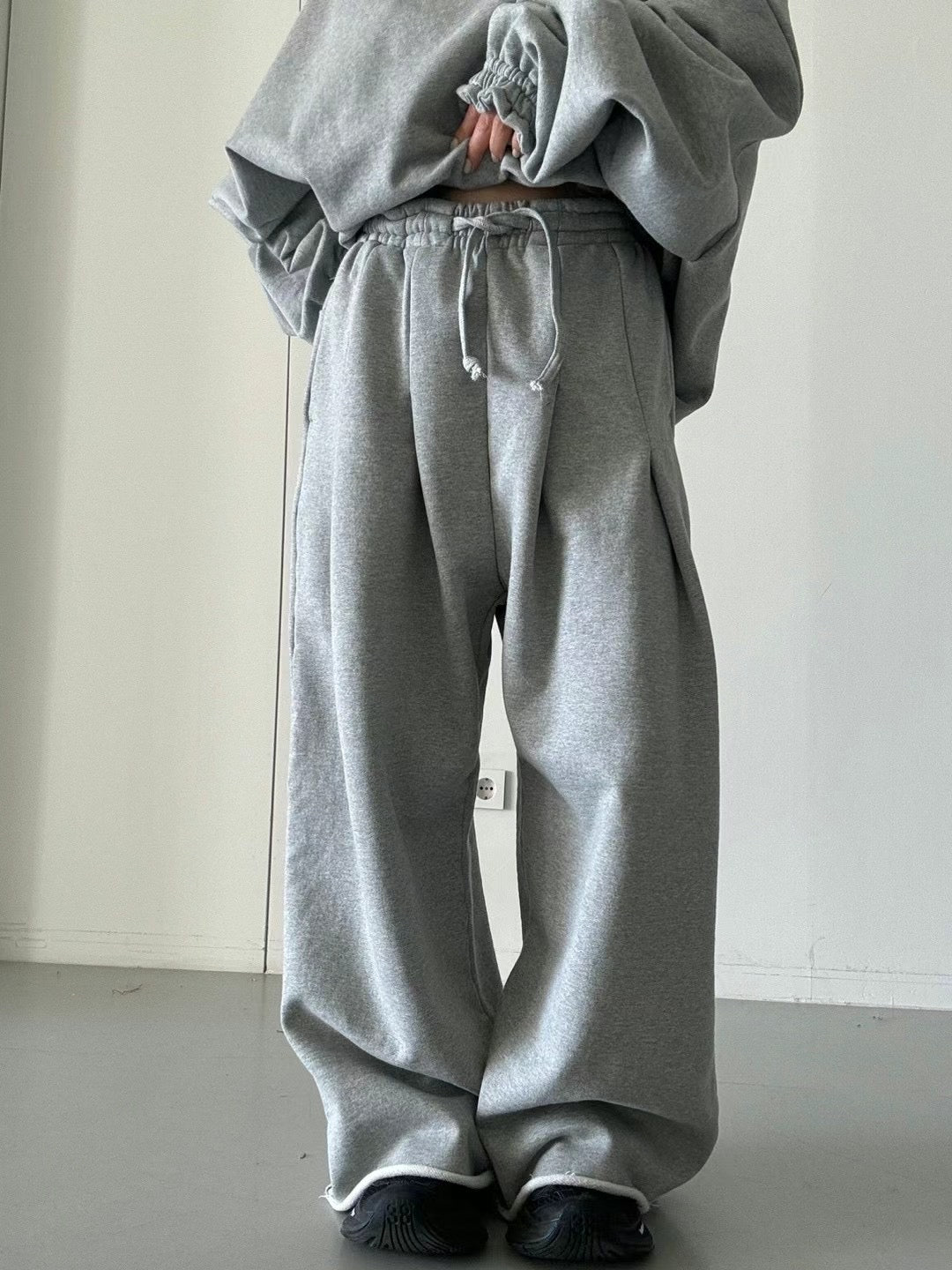 WAIST PLEATED COTTON JERSEY PANTS