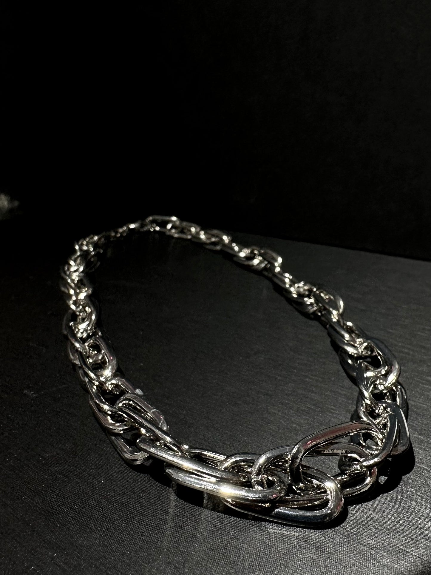 PALACE LINK CHAIN NECKLACE