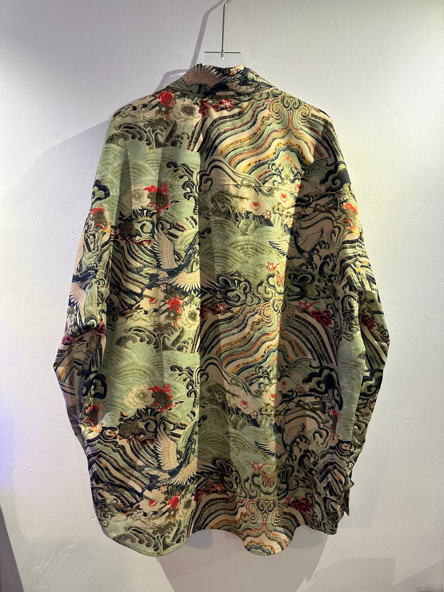 • FUSSY MADE • DRAGON MOTIF SHIRT