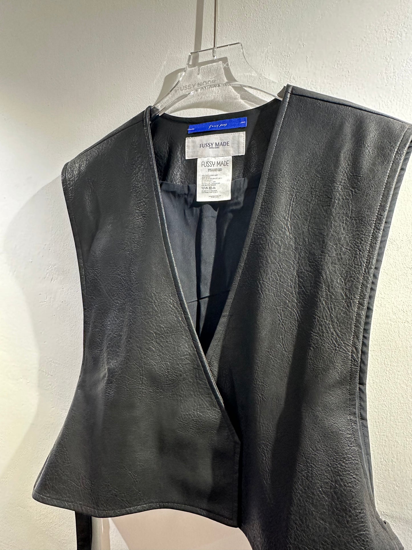 • FUSSY MADE • STRAPPED LAYERING VEST - PU BLACK
