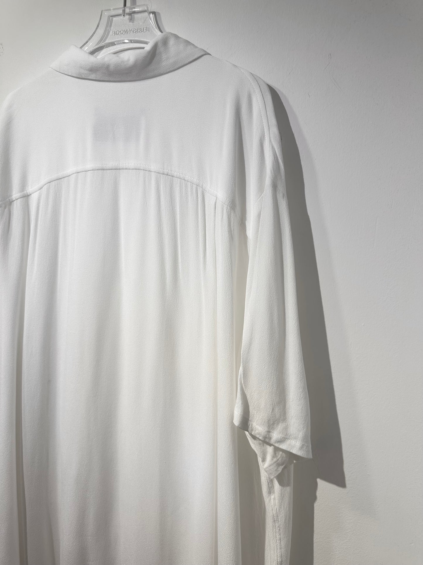 • FUSSY MADE • MILKY COTTON-LINEN BLEND SHIRT