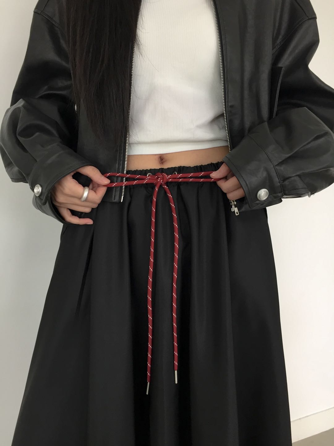 DRAWSTRING NYLON SKIRT