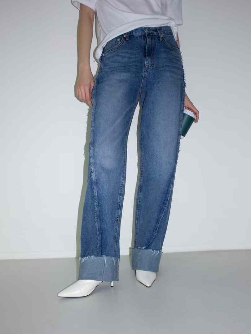 TWIST SEAM JEANS