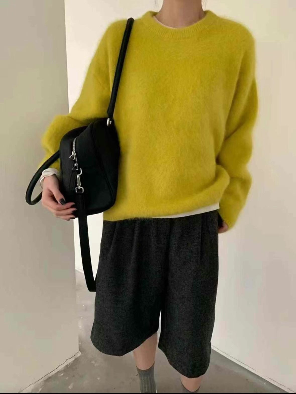 CREW NECK MOMO KNIT
