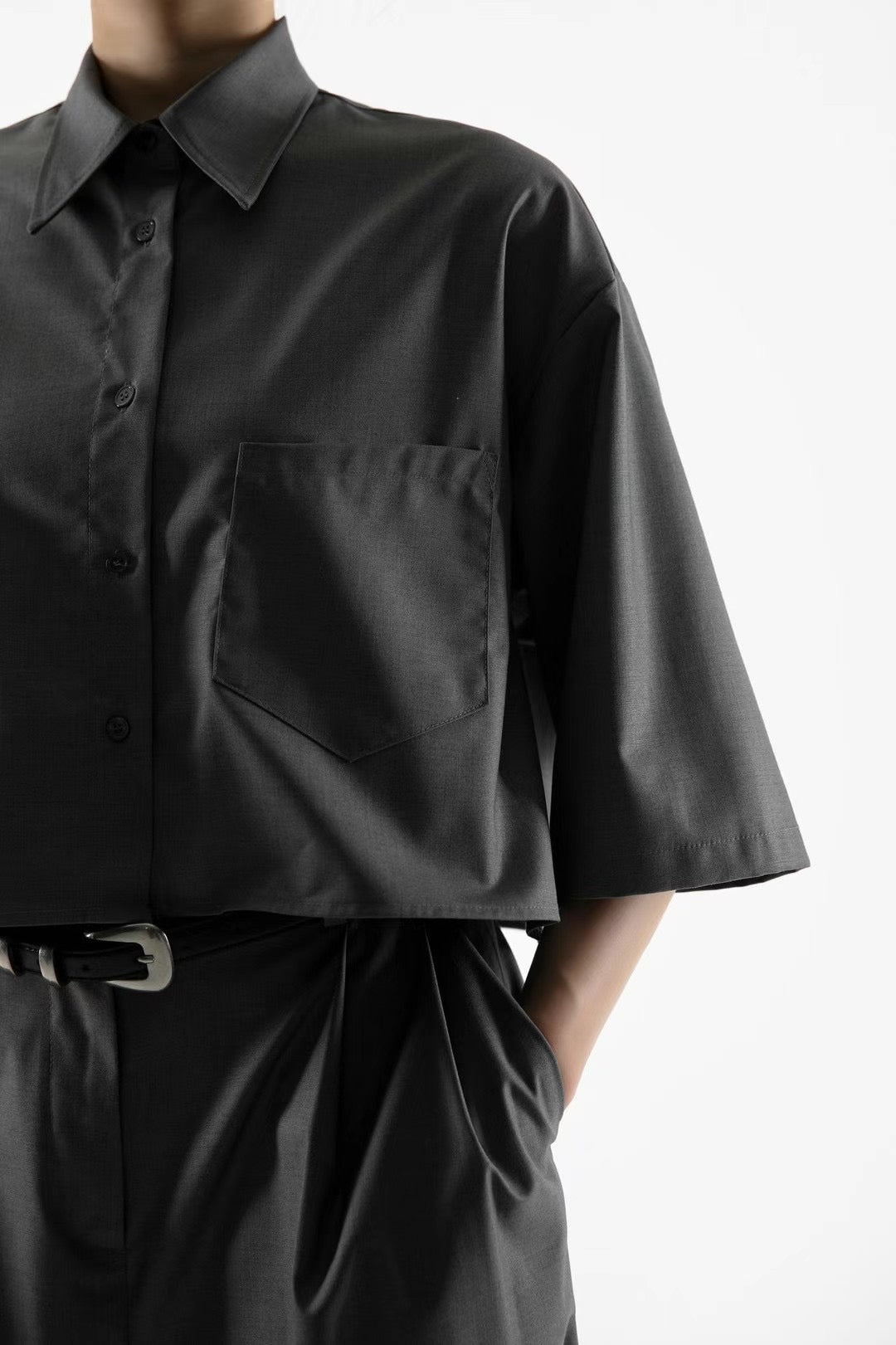 SUMMER PLEATED TROUSERS