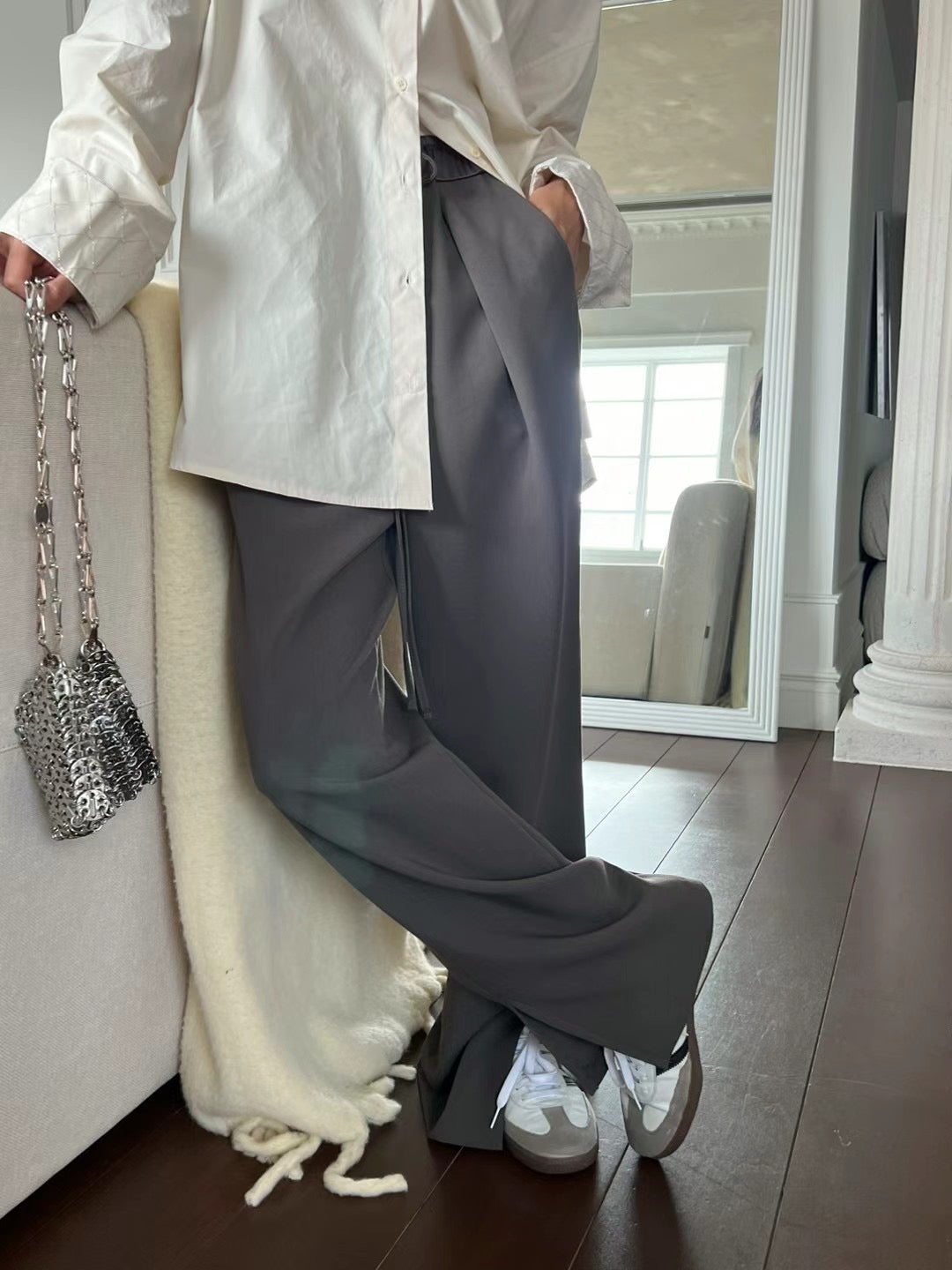 ELASTIC WAIST FRONT SPLIT PANTS