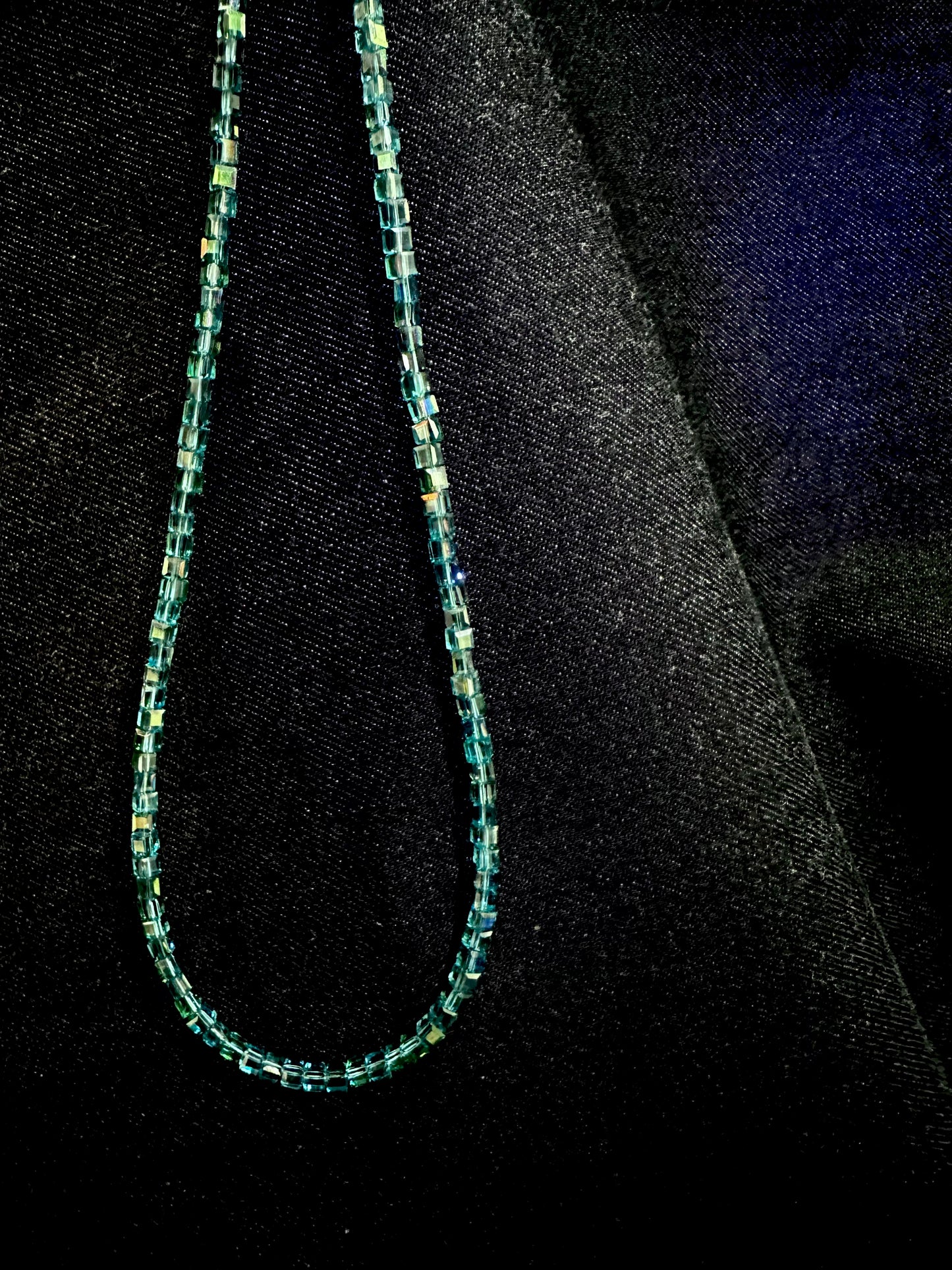 JAPAN CUBIC GLAZE BEADS NECKLACE ( SMALL )