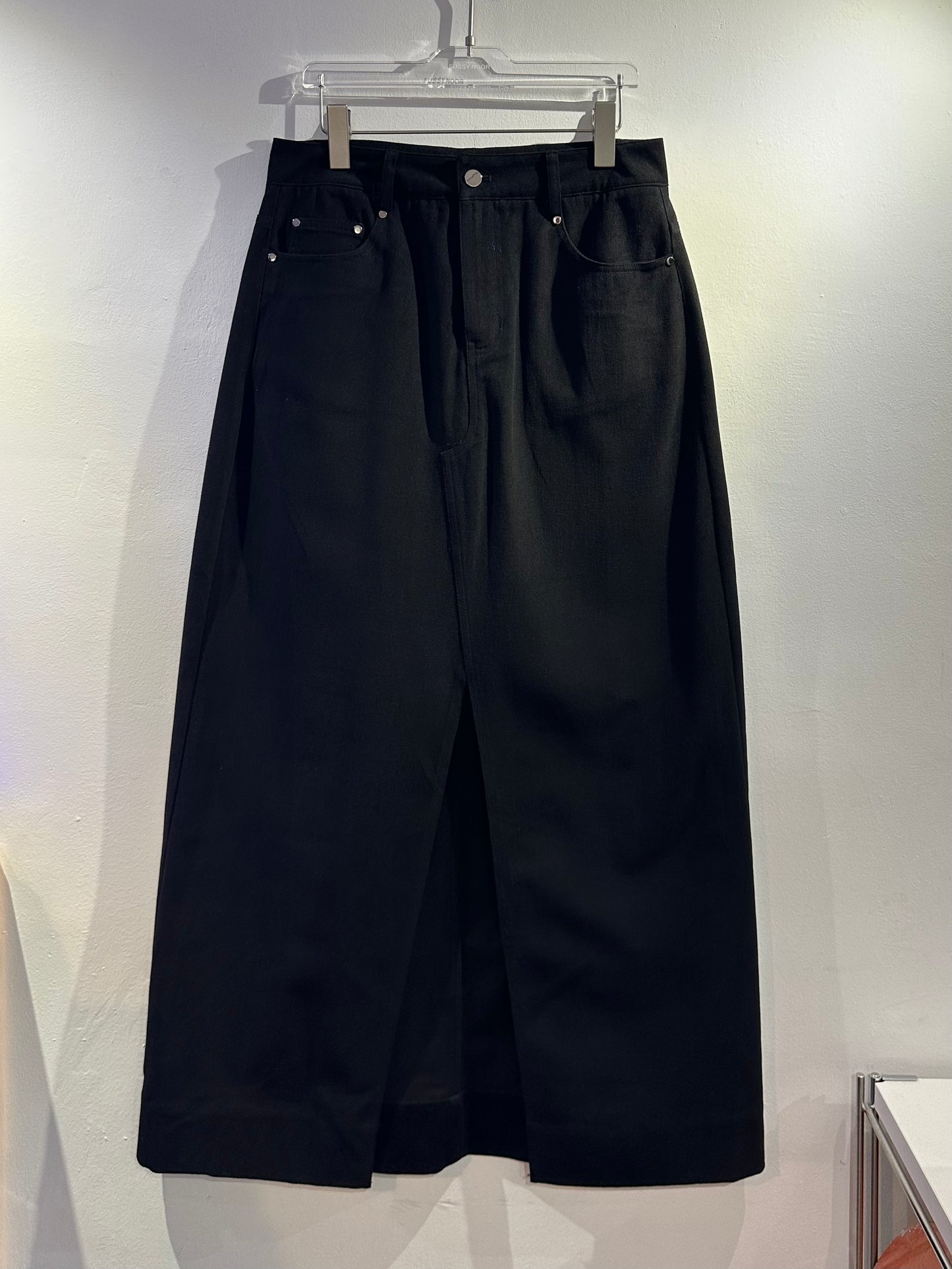 • FUSSY MADE • SOLID BLACK DENIM SKIRT