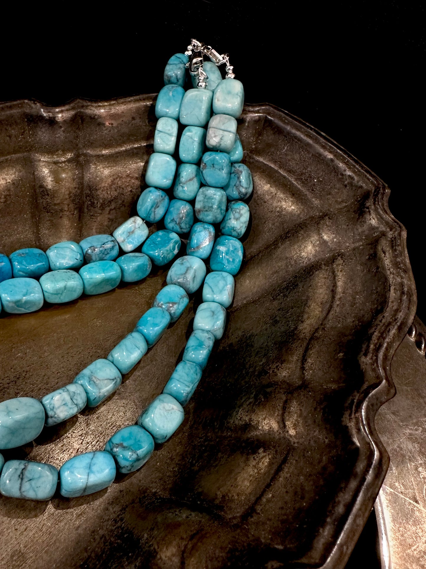 NATURAL TURQUOISE NECKLACE