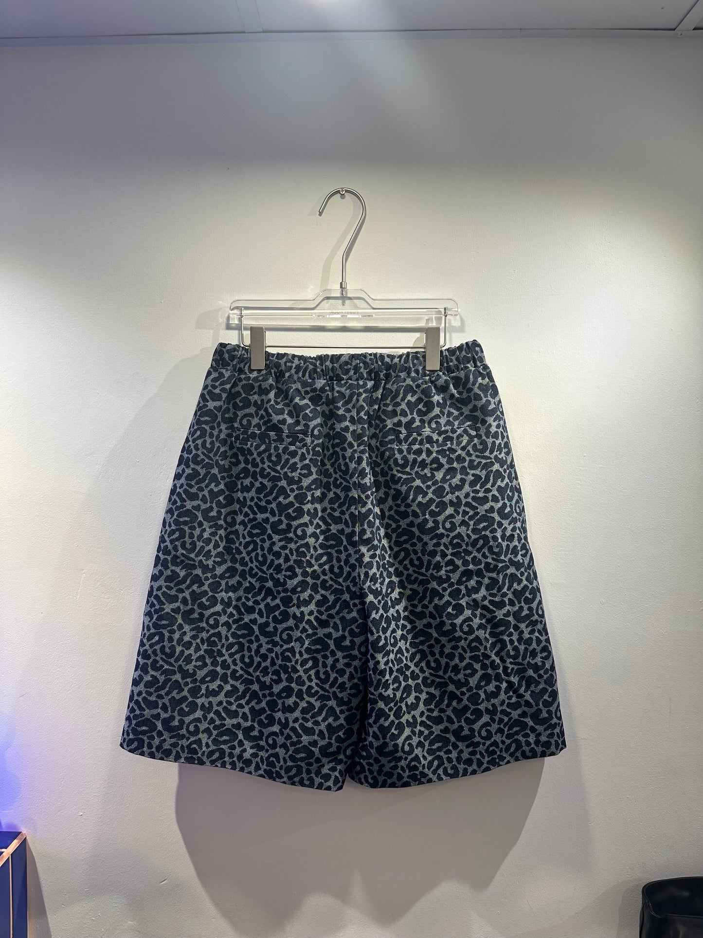 • FUSSY MADE • RELAXED CHINO SHORTS