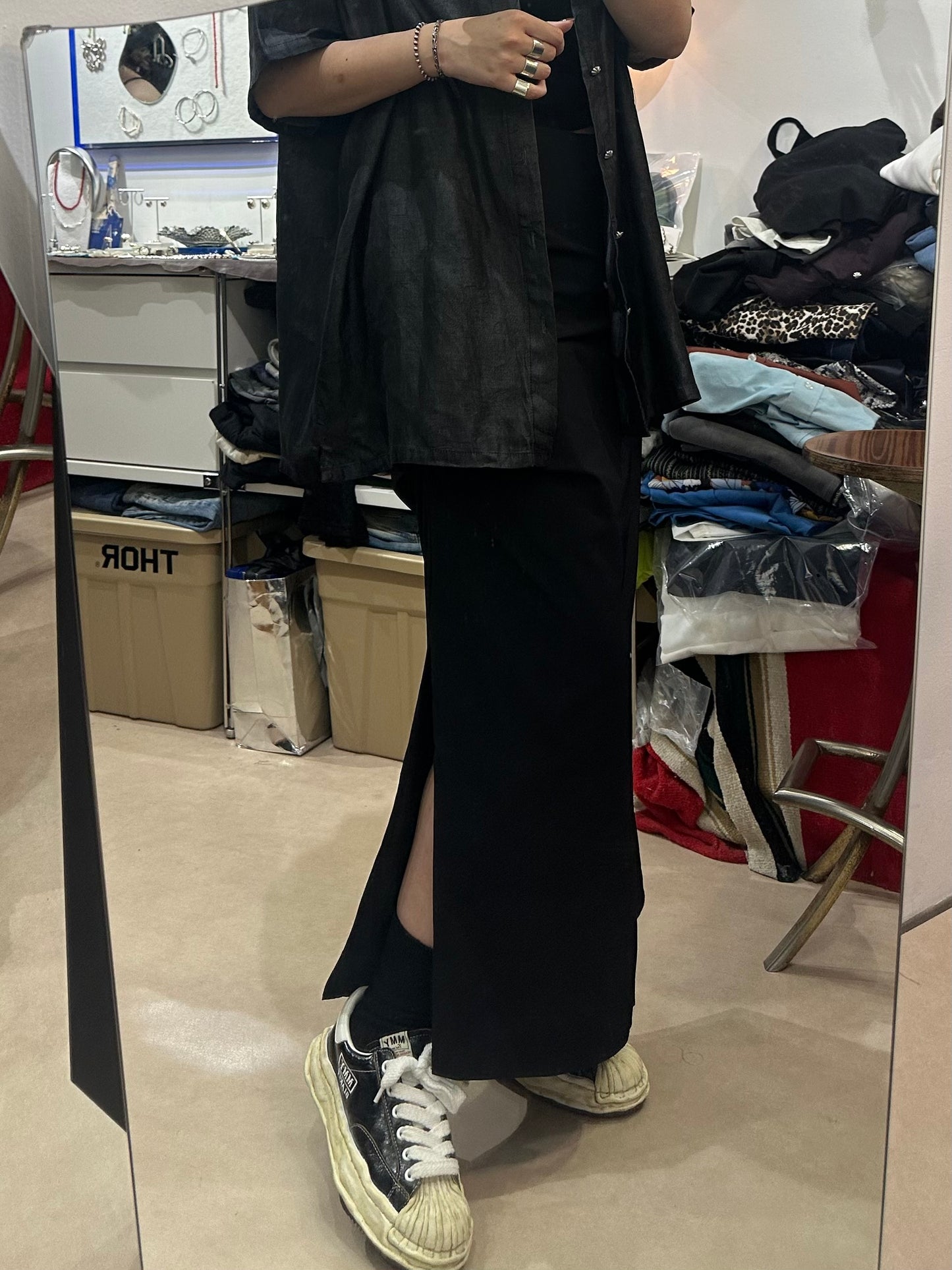 ABSTRACT WAVY PLEAT SKIRT