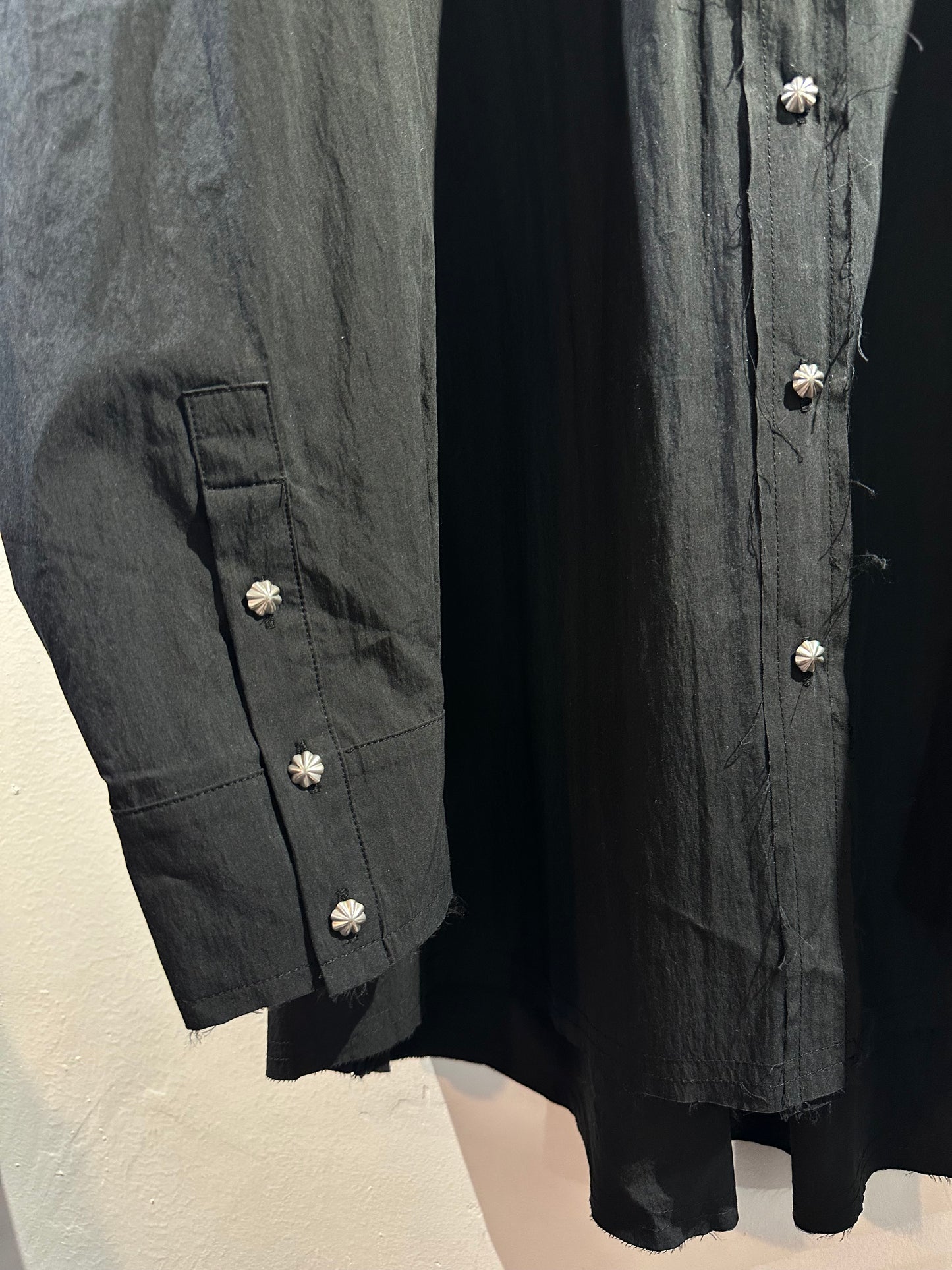 • FUSSY MADE • FRAYED EDGE SHIRT