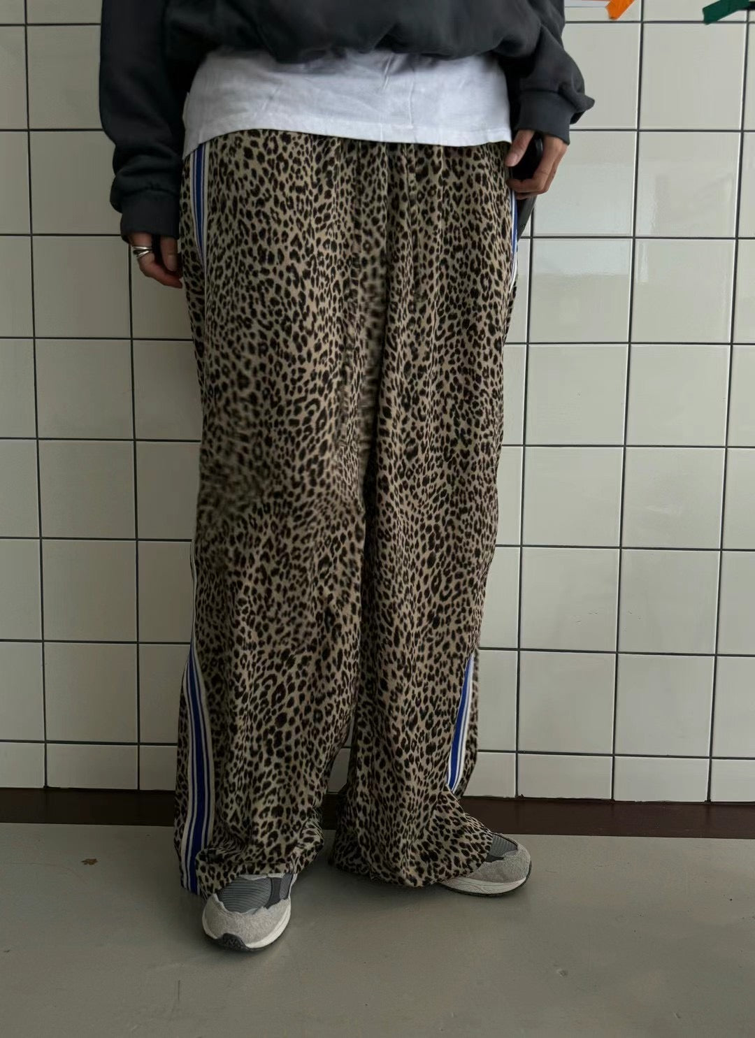 COOL LEOPARD PRINTED TRACK PANTS