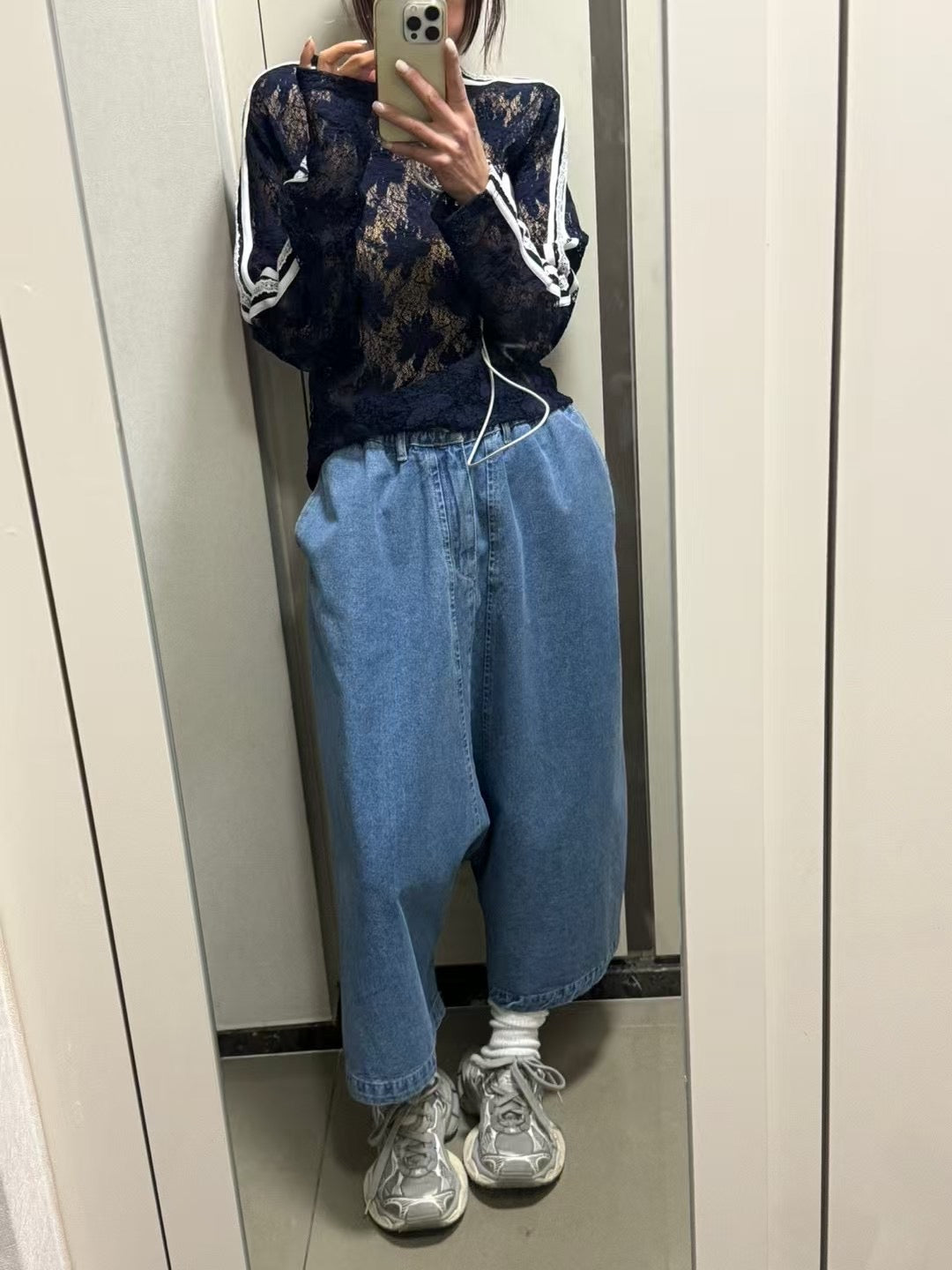 OVERSIZE SHORTS