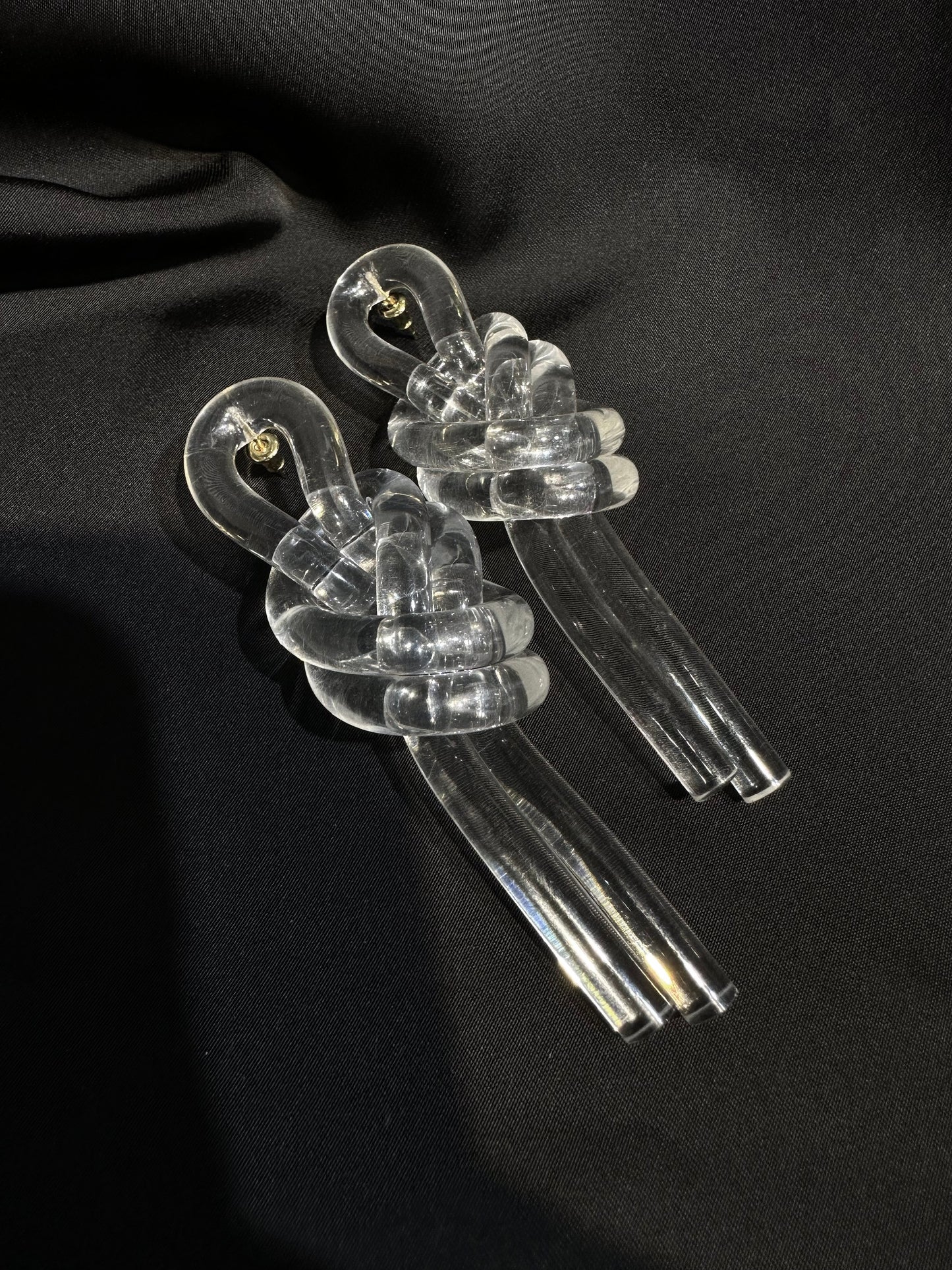 ACRYLIC ROPE KNOT EARRINGS