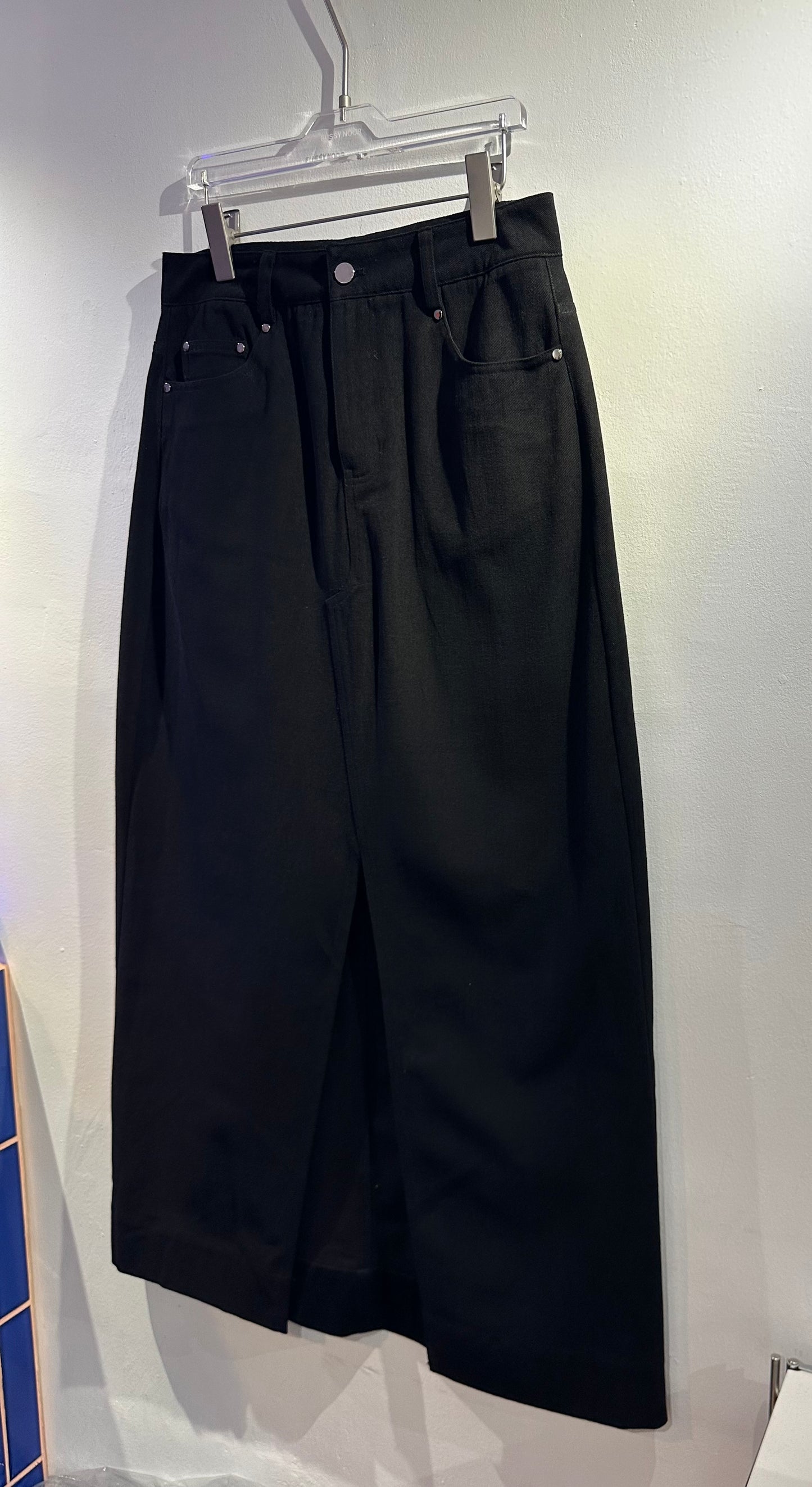 • FUSSY MADE • SOLID BLACK DENIM SKIRT