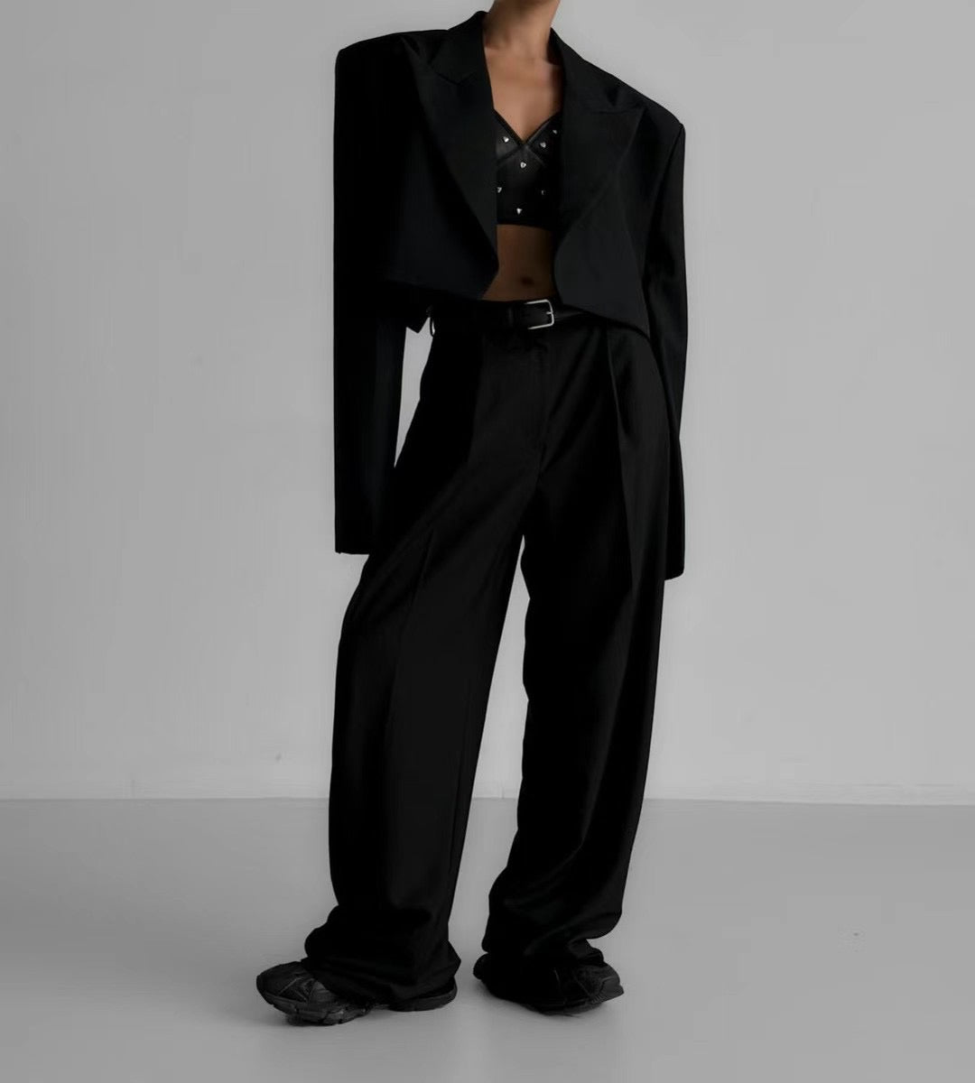 SINGLE DART WIDE LEG TROUSERS