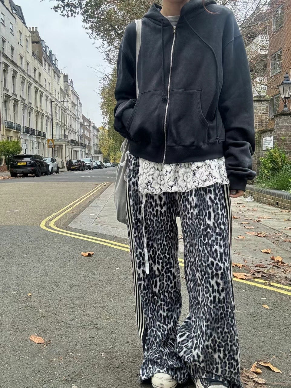 SALE!!!! SIDE STRIPES LEOPARD PANTS