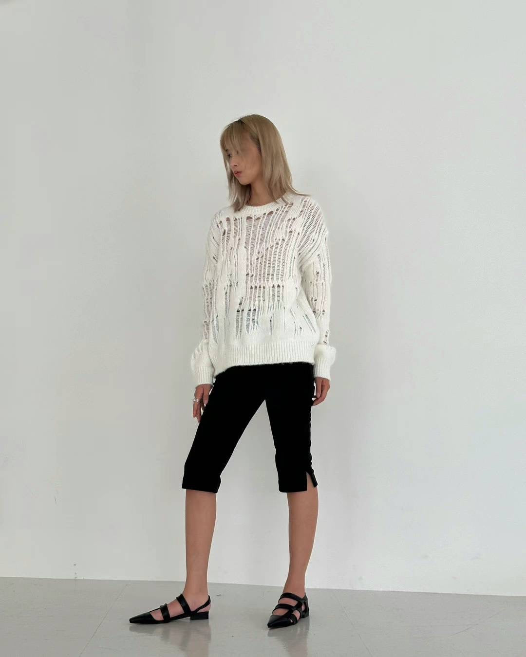 DISTRESSED DROP SHOULDER KNIT