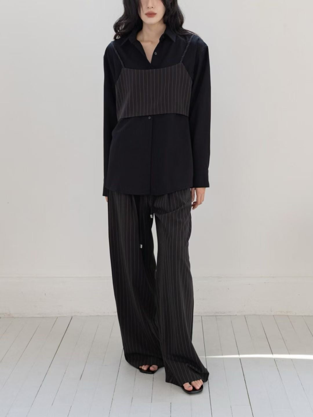 ELEGANT LOUNGE PINSTRIPES PANTS