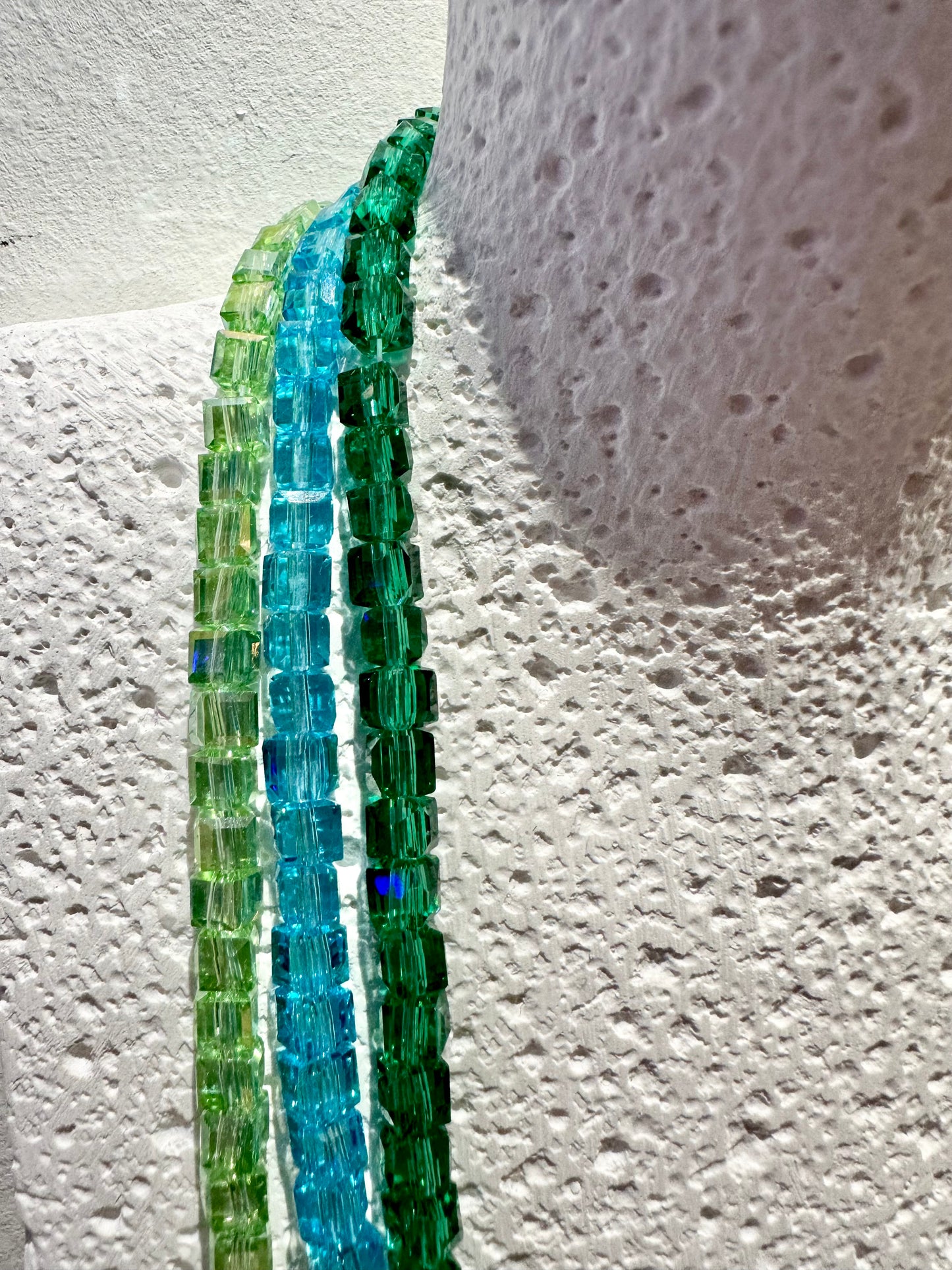 JAPAN CUBIC GLAZE TRANSPARENT BEADS NECKLACE
