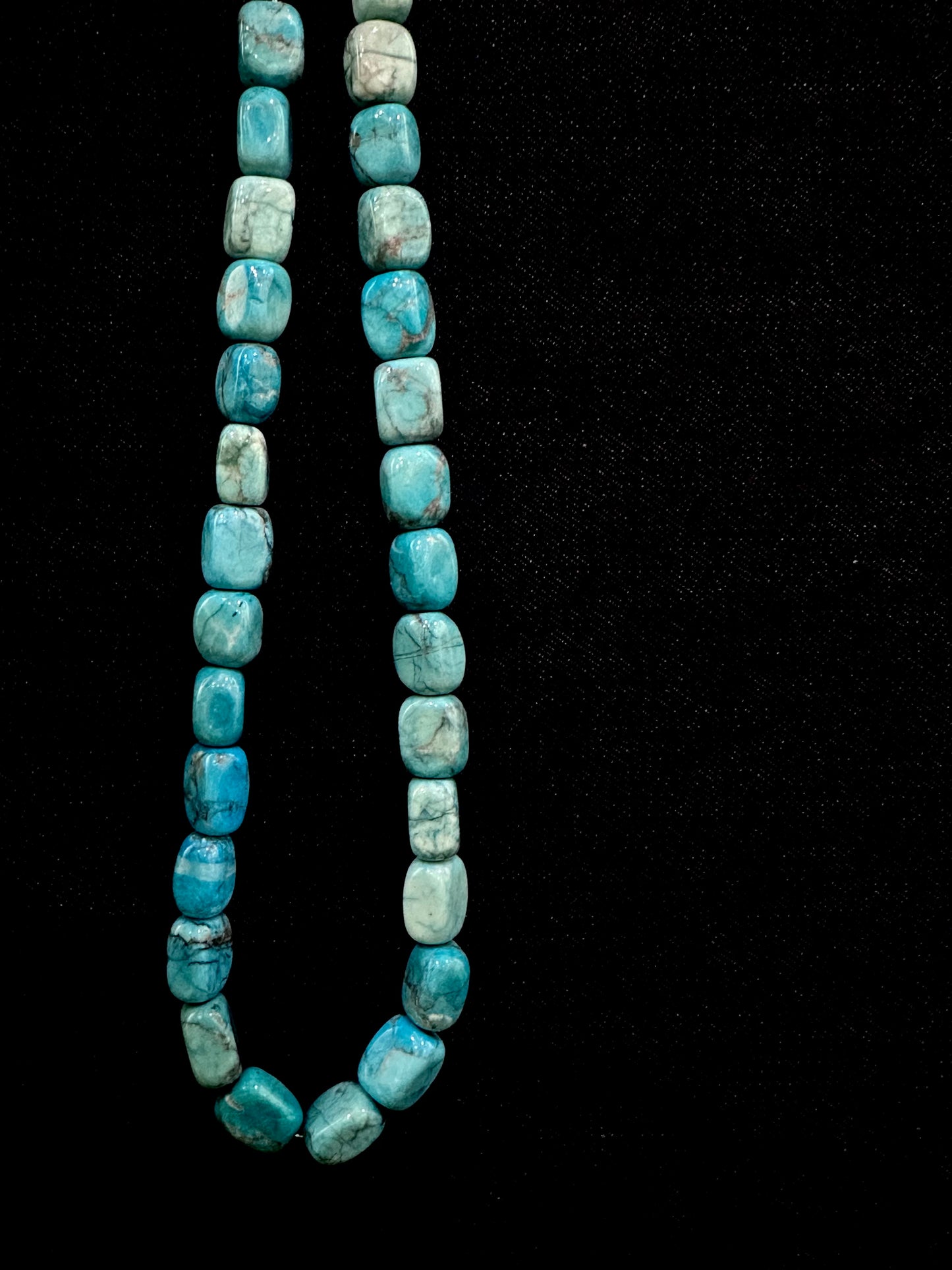 NATURAL TURQUOISE NECKLACE