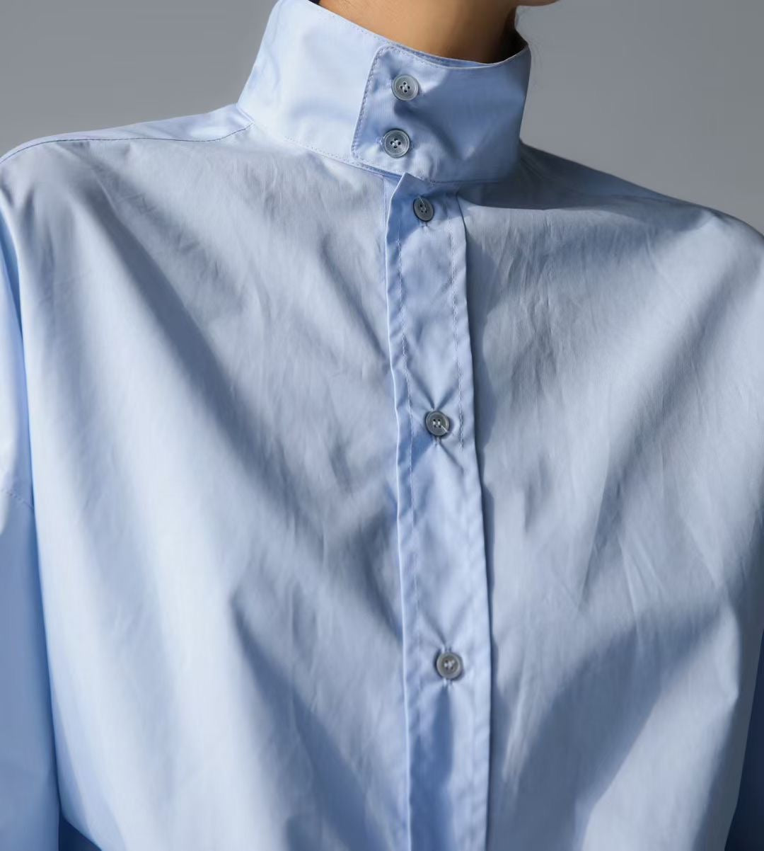 HIGH COLLAR VOLUMINOUS SHIRT